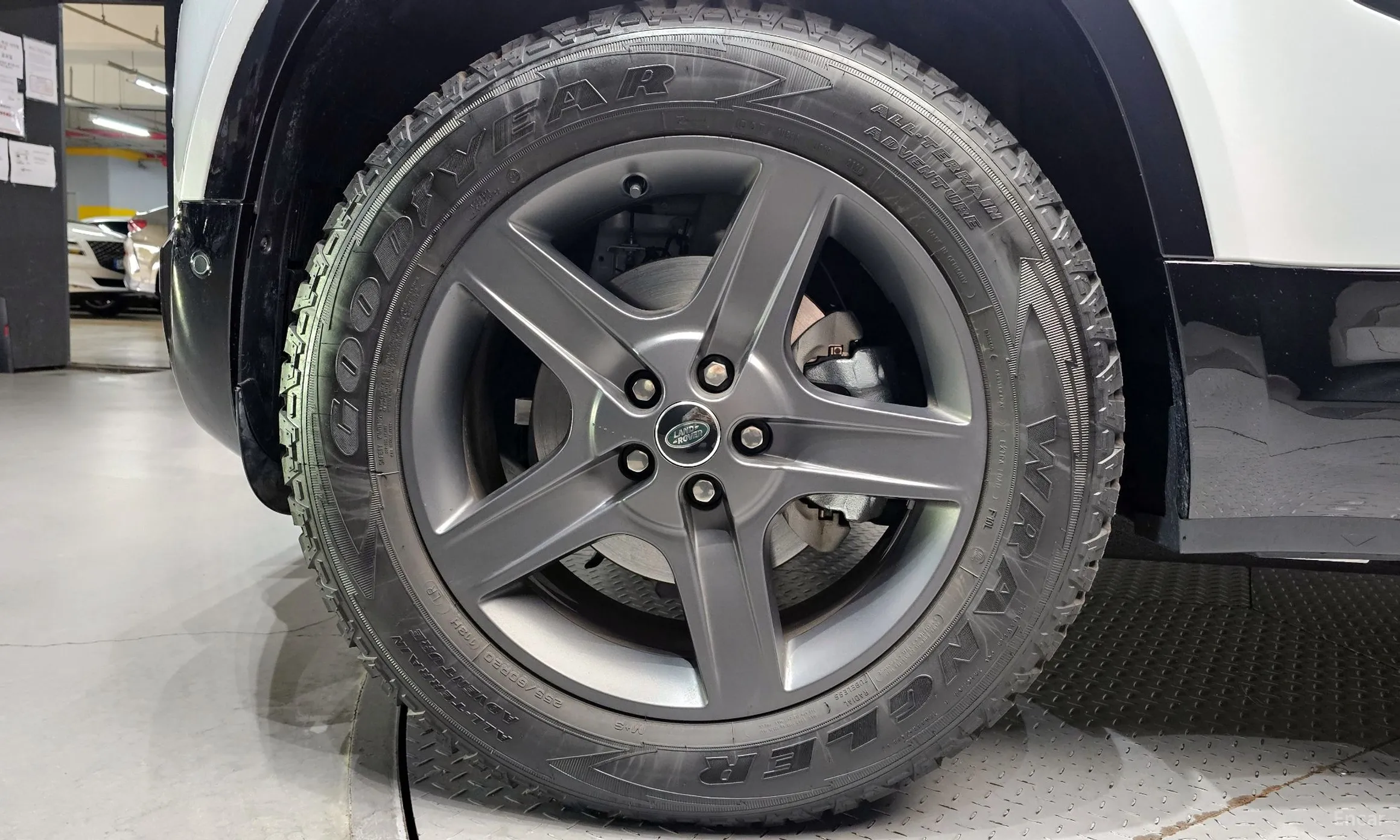 Land Rover Defender (L663) превью 5