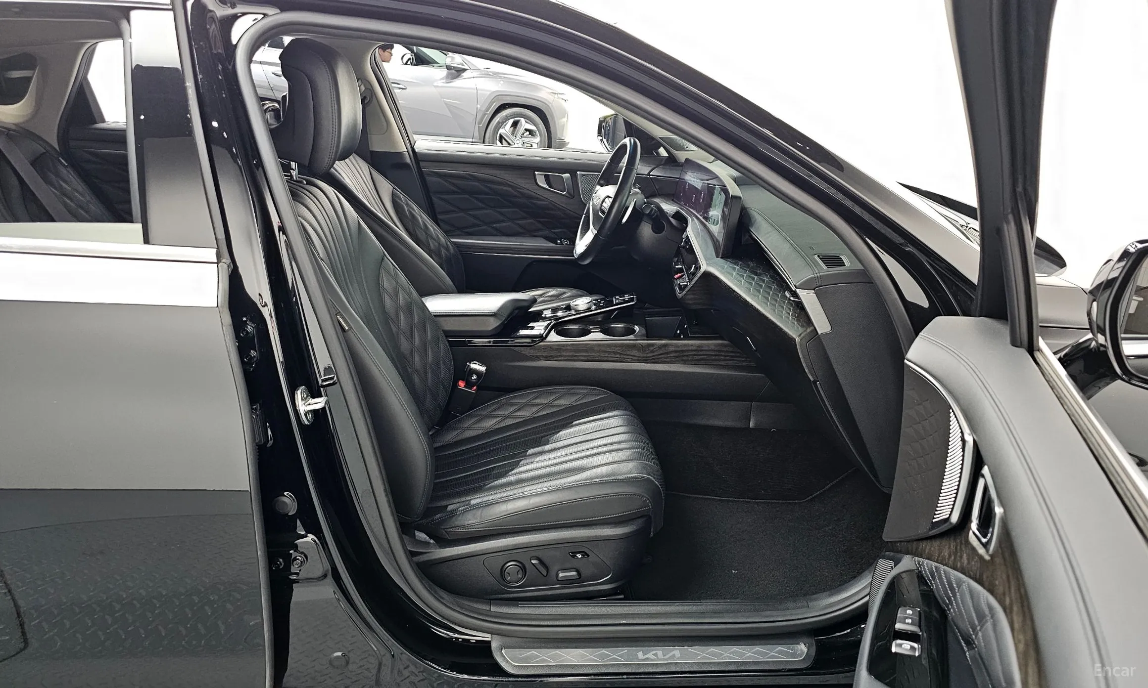 Kia K8 превью 11