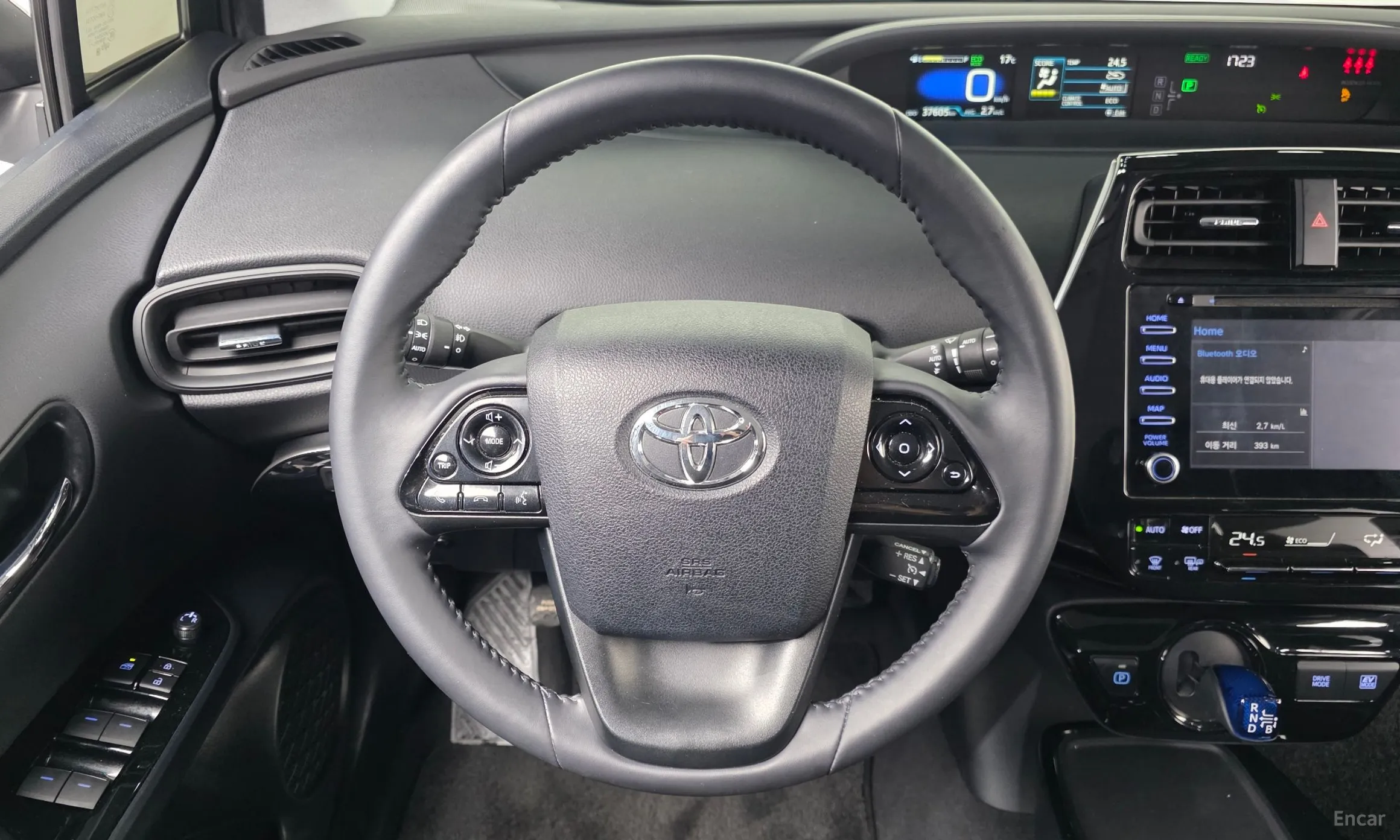 Toyota Prius 4th Generation превью 13