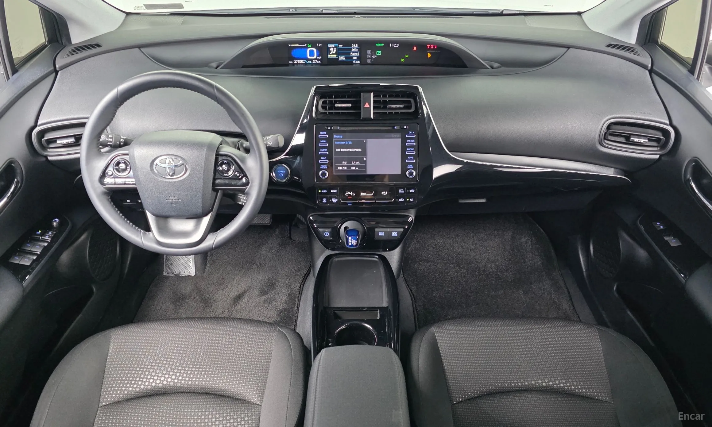Toyota Prius 4th Generation превью 7