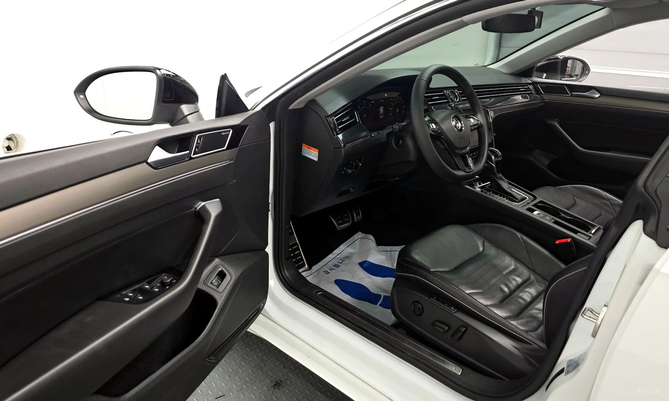 Volkswagen Ateon превью 10