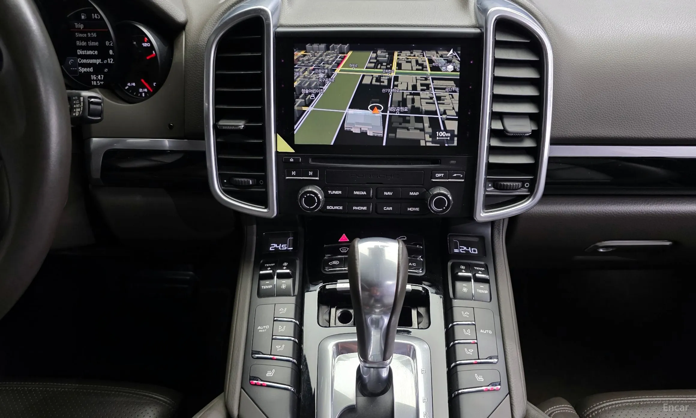 Porsche New Cayenne превью 16