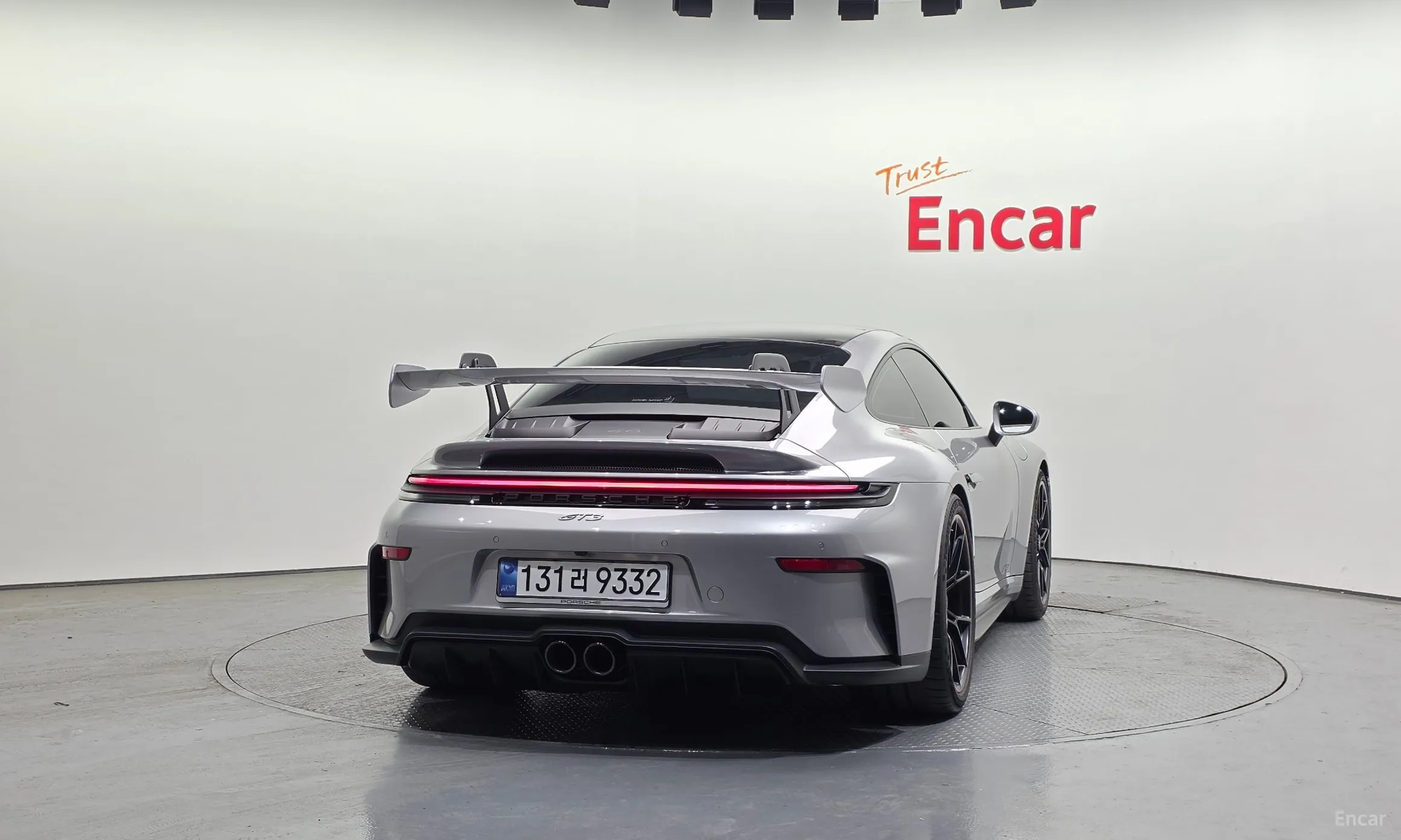 Porsche 911 (992) превью 4