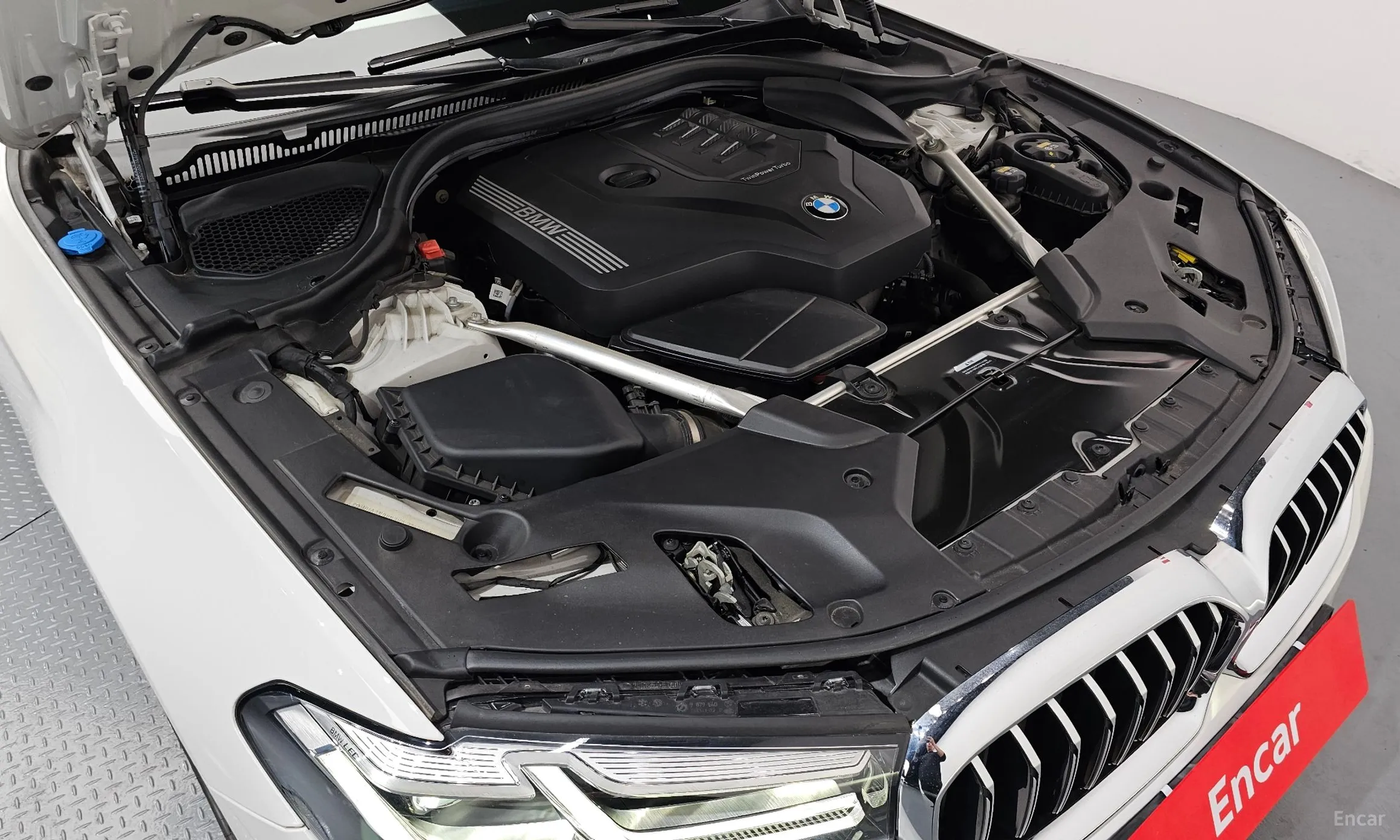 BMW 5 Series (G30) превью 6