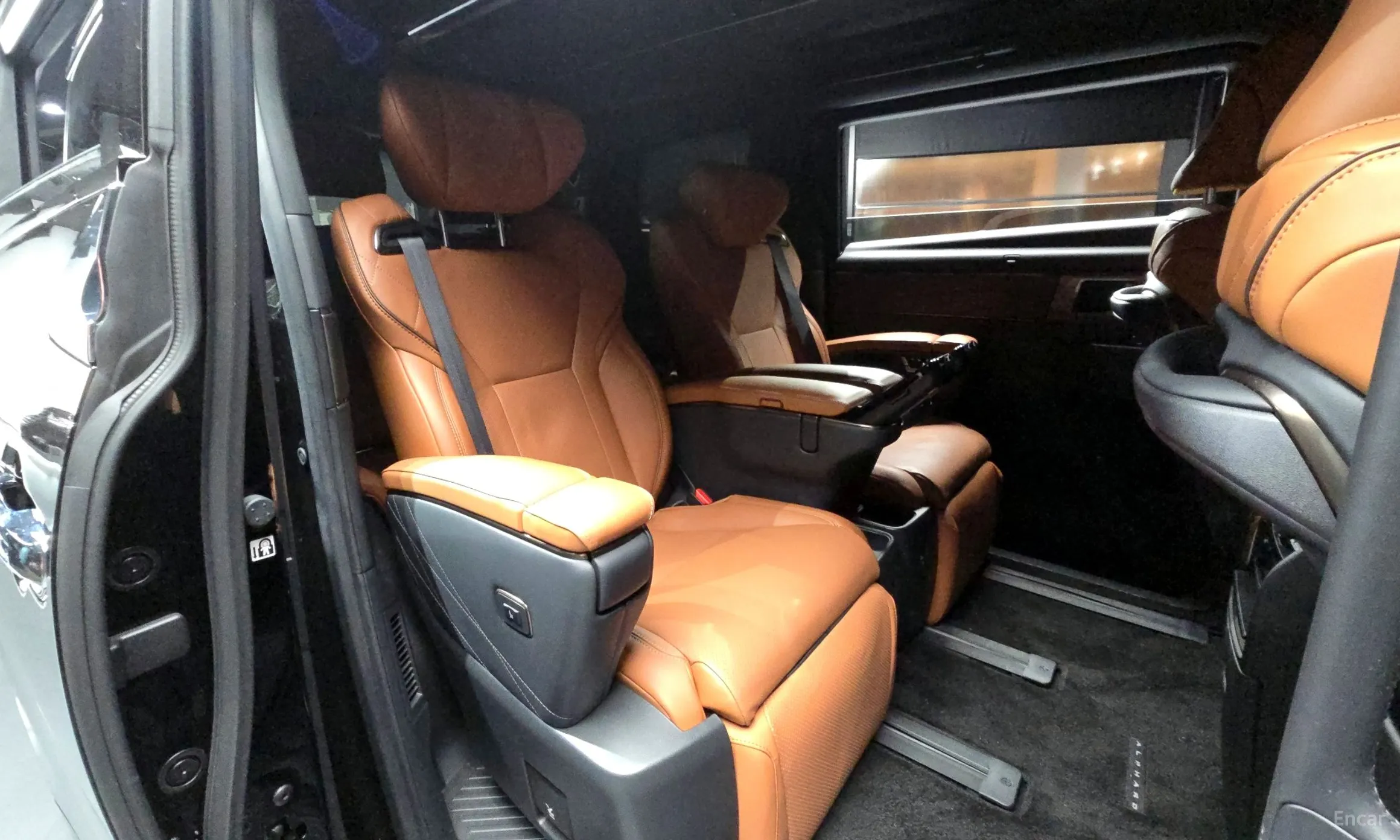 Toyota Alphard 4th Generation превью 12