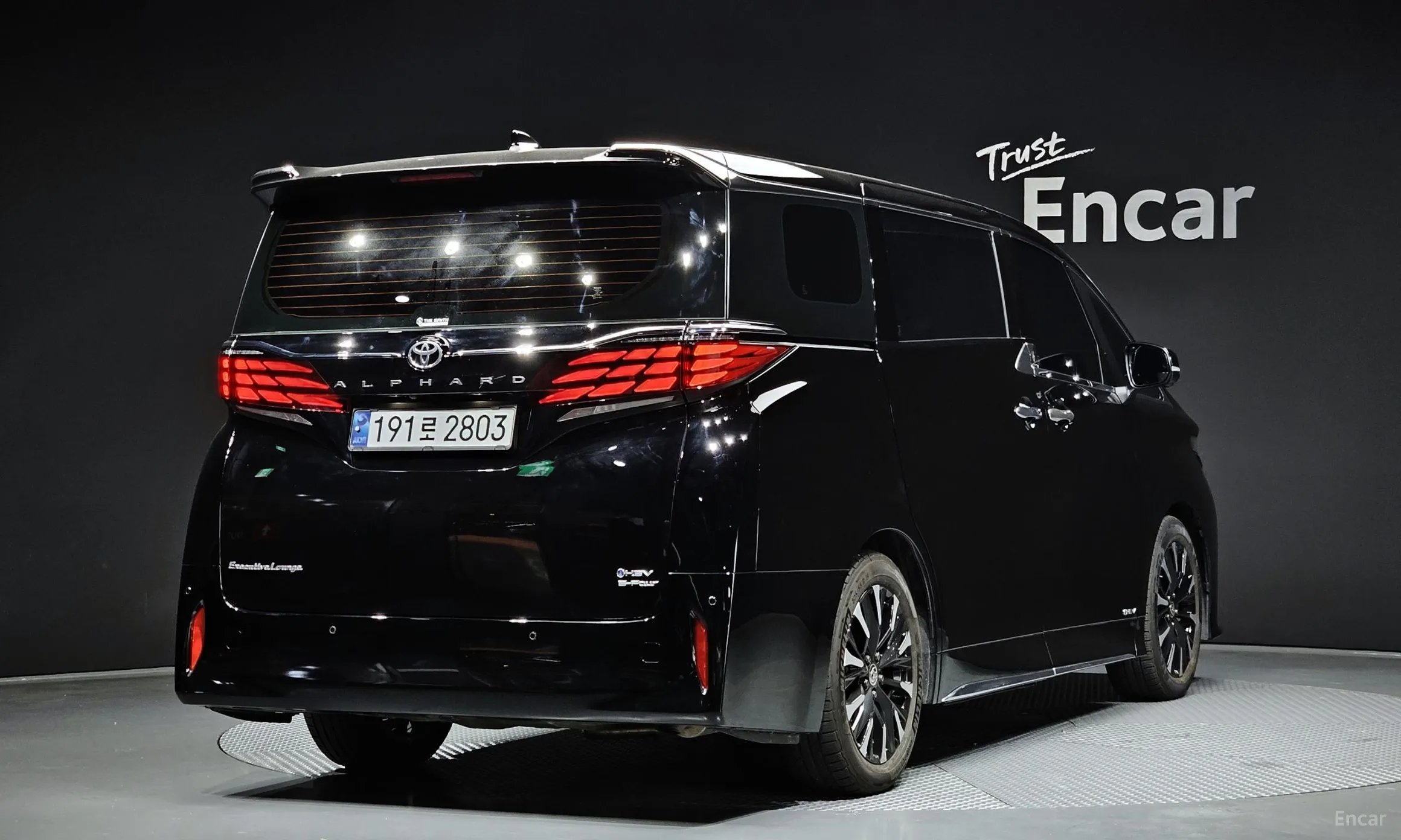 Toyota Alphard 4th Generation превью 2