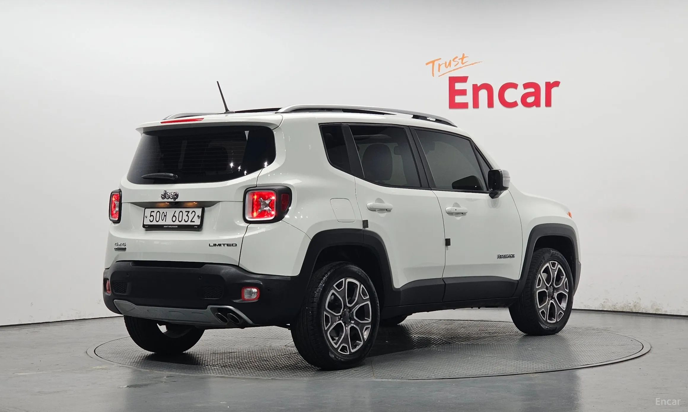 Jeep Renegade превью 2