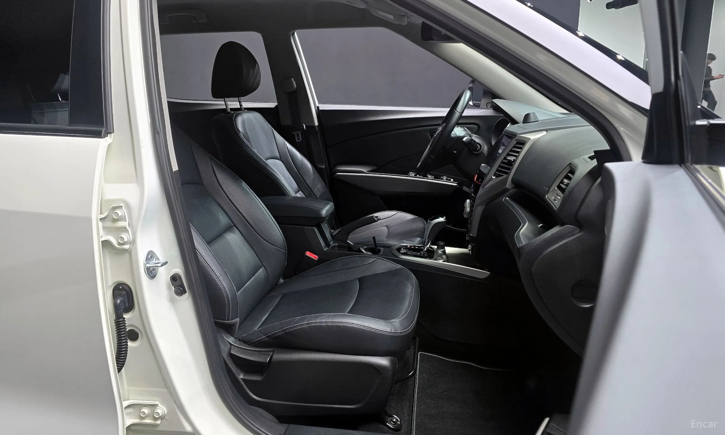 KG Mobility (SsangYong) Tivoli, Lazio превью 10
