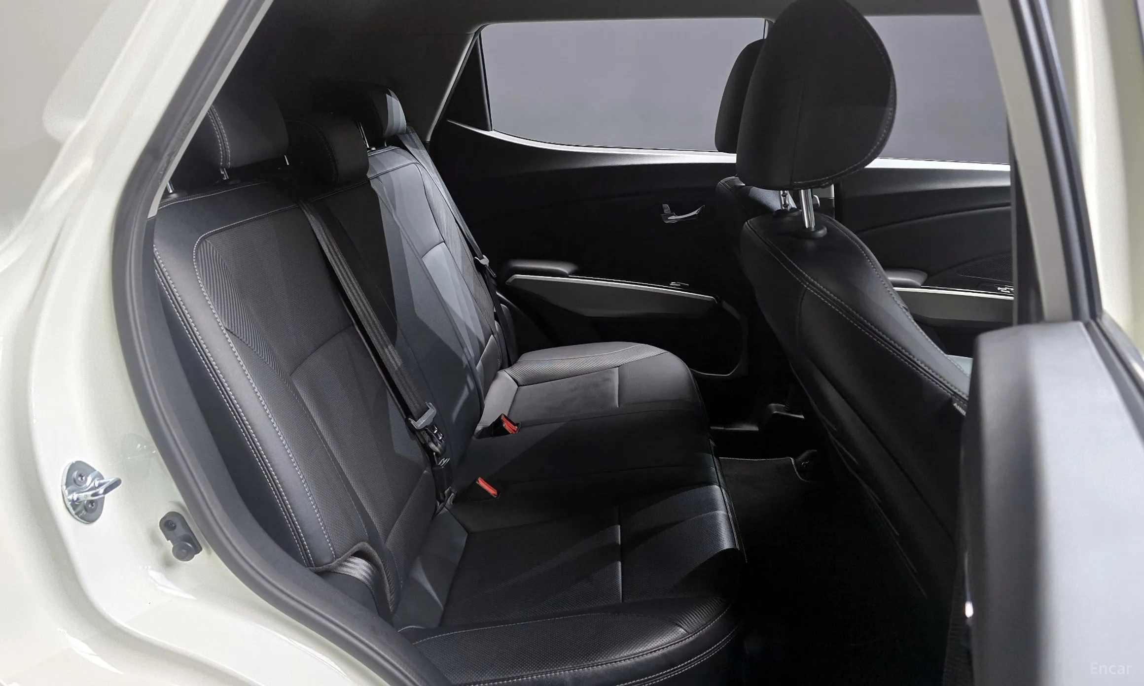 KG Mobility (SsangYong) Tivoli, Lazio превью 12