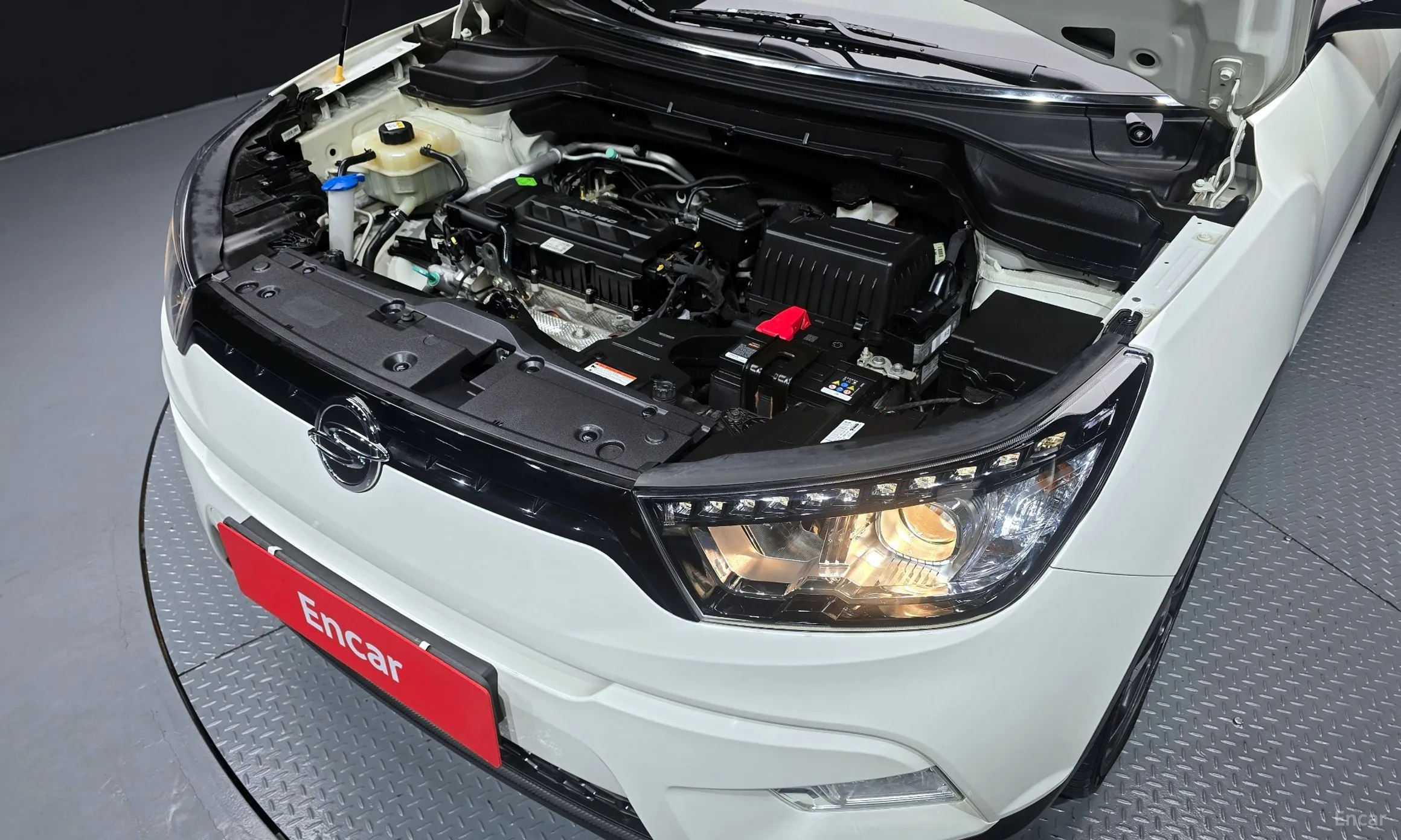 KG Mobility (SsangYong) Tivoli, Lazio превью 6