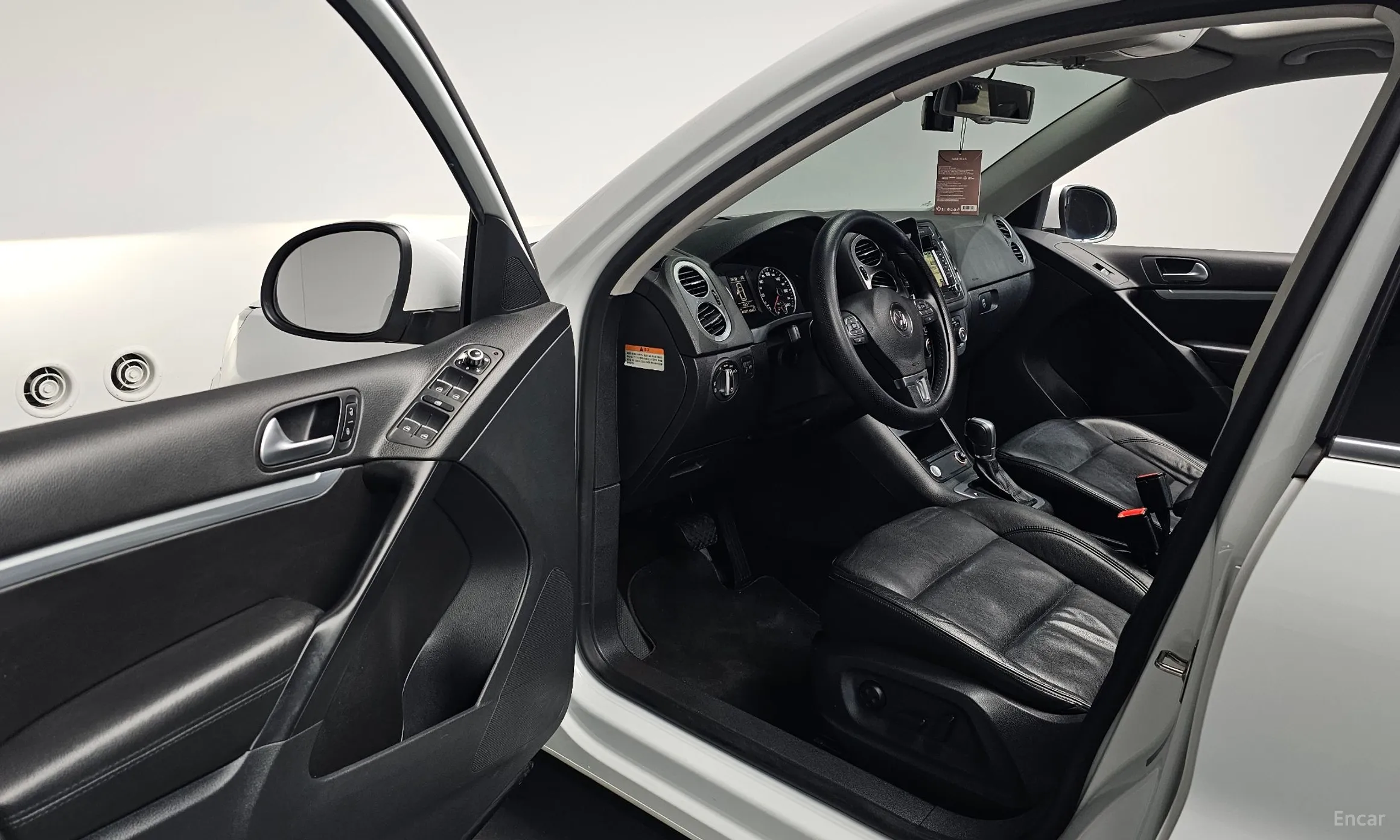 Volkswagen New Tiguan превью 11