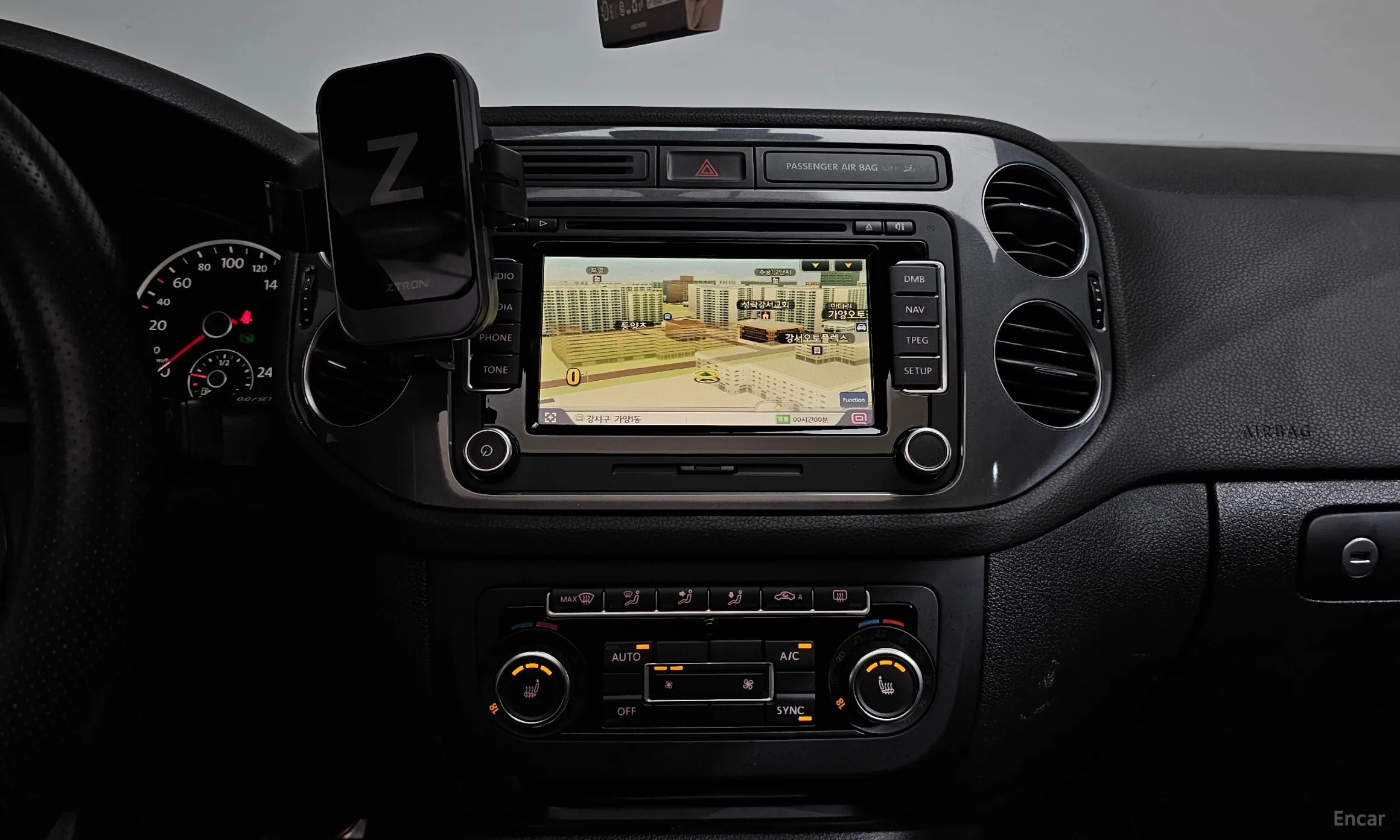Volkswagen New Tiguan превью 14
