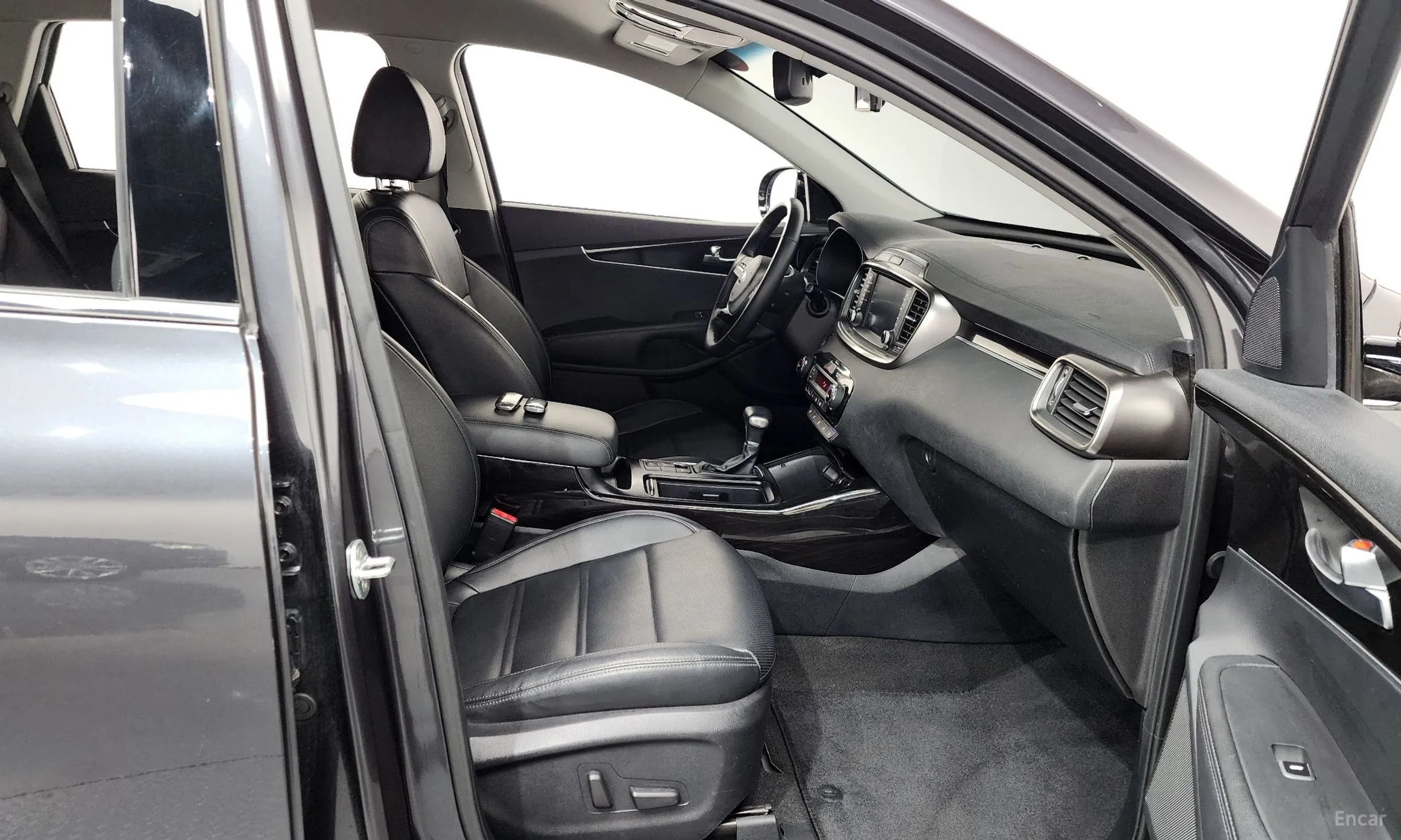 Kia Sorento превью 11