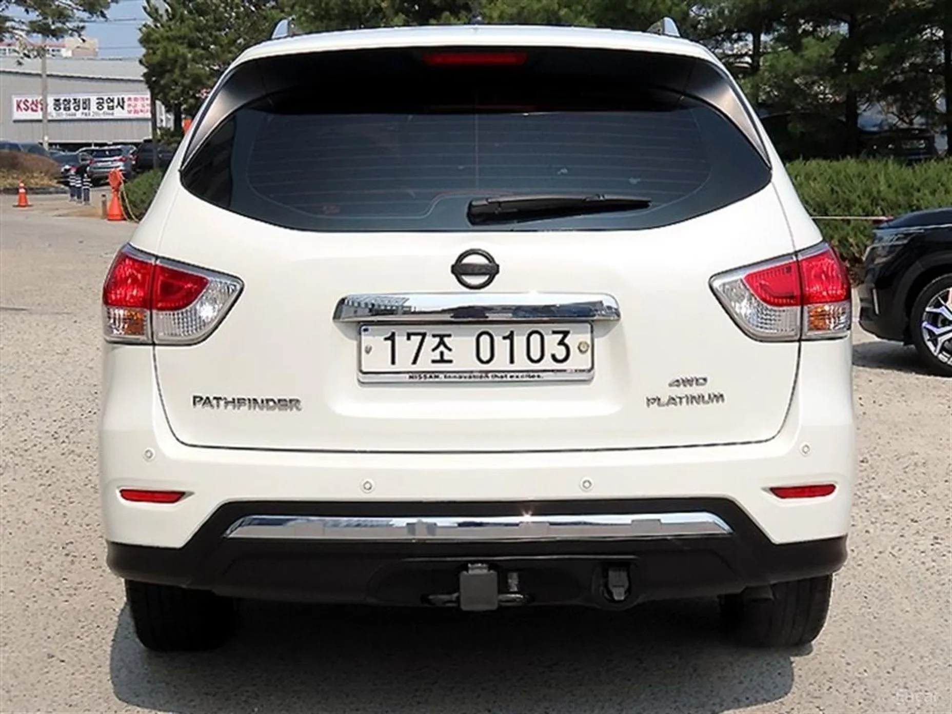 Nissan Pathfinder Gen 4 превью 4