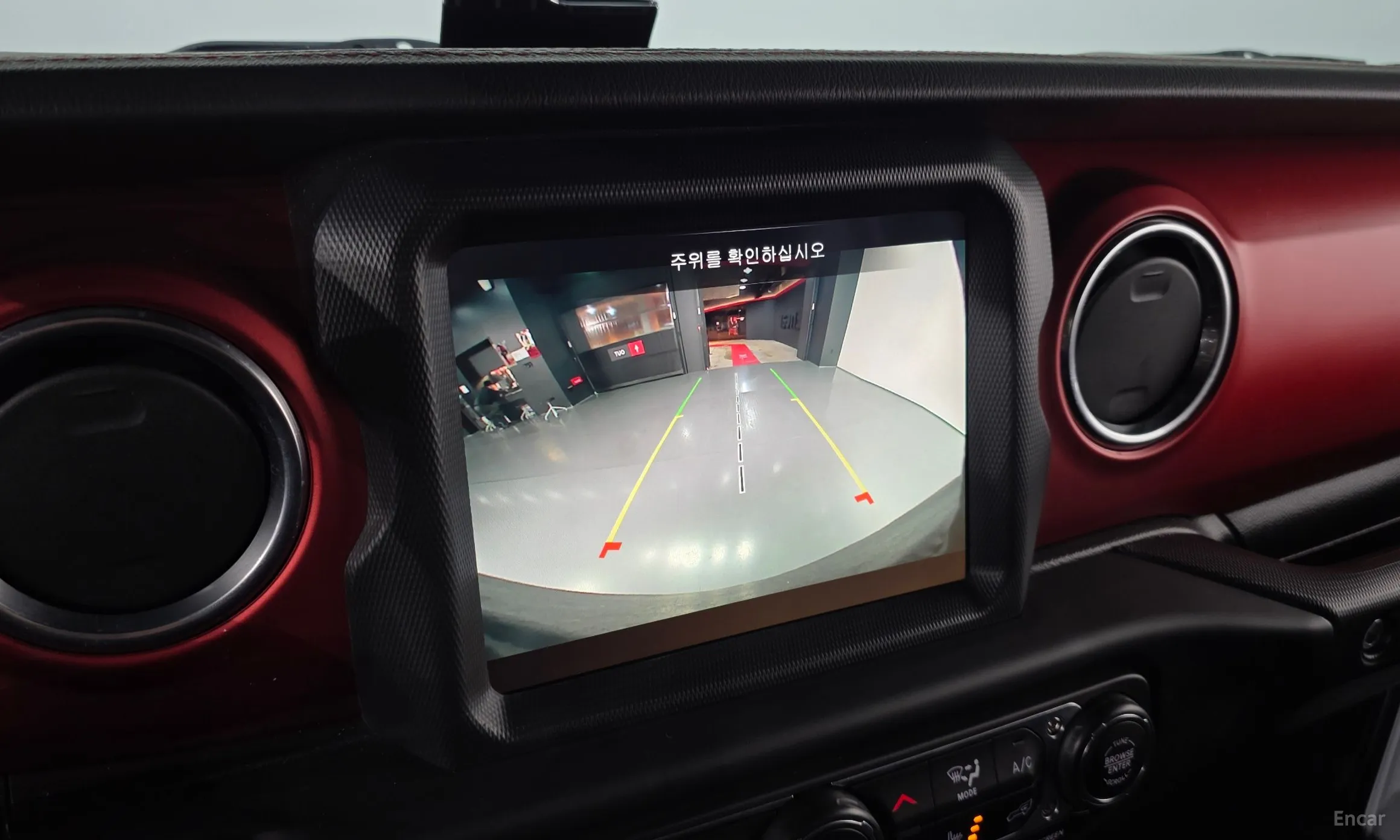 Jeep Wrangler (JL) превью 16