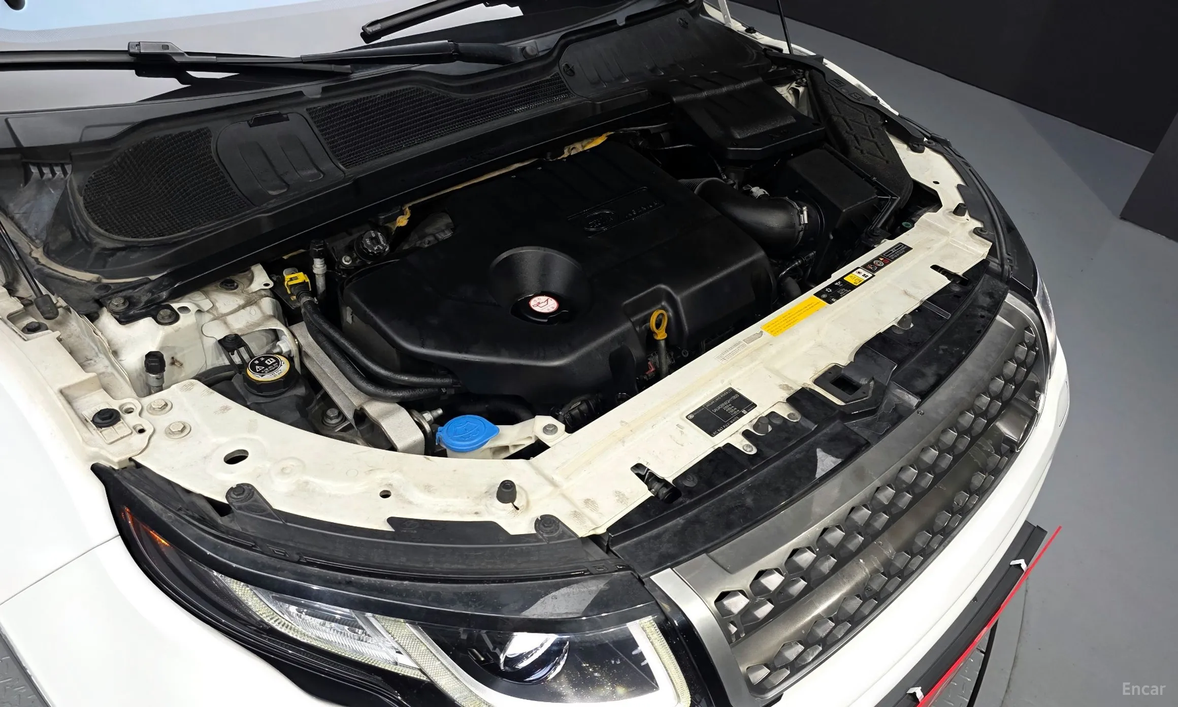Land Rover Range Rover Evoque превью 6