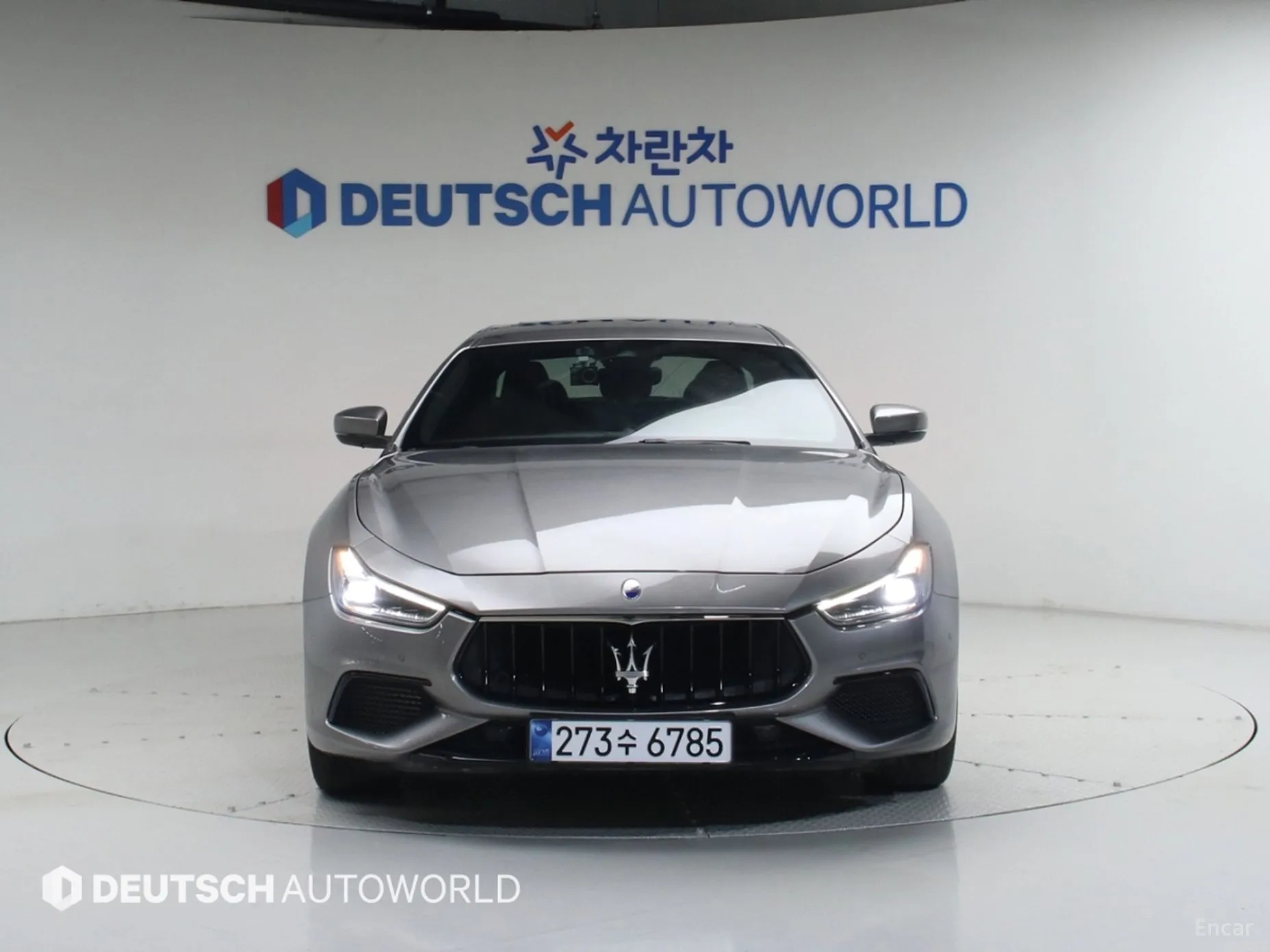 Maserati Ghibli превью 3