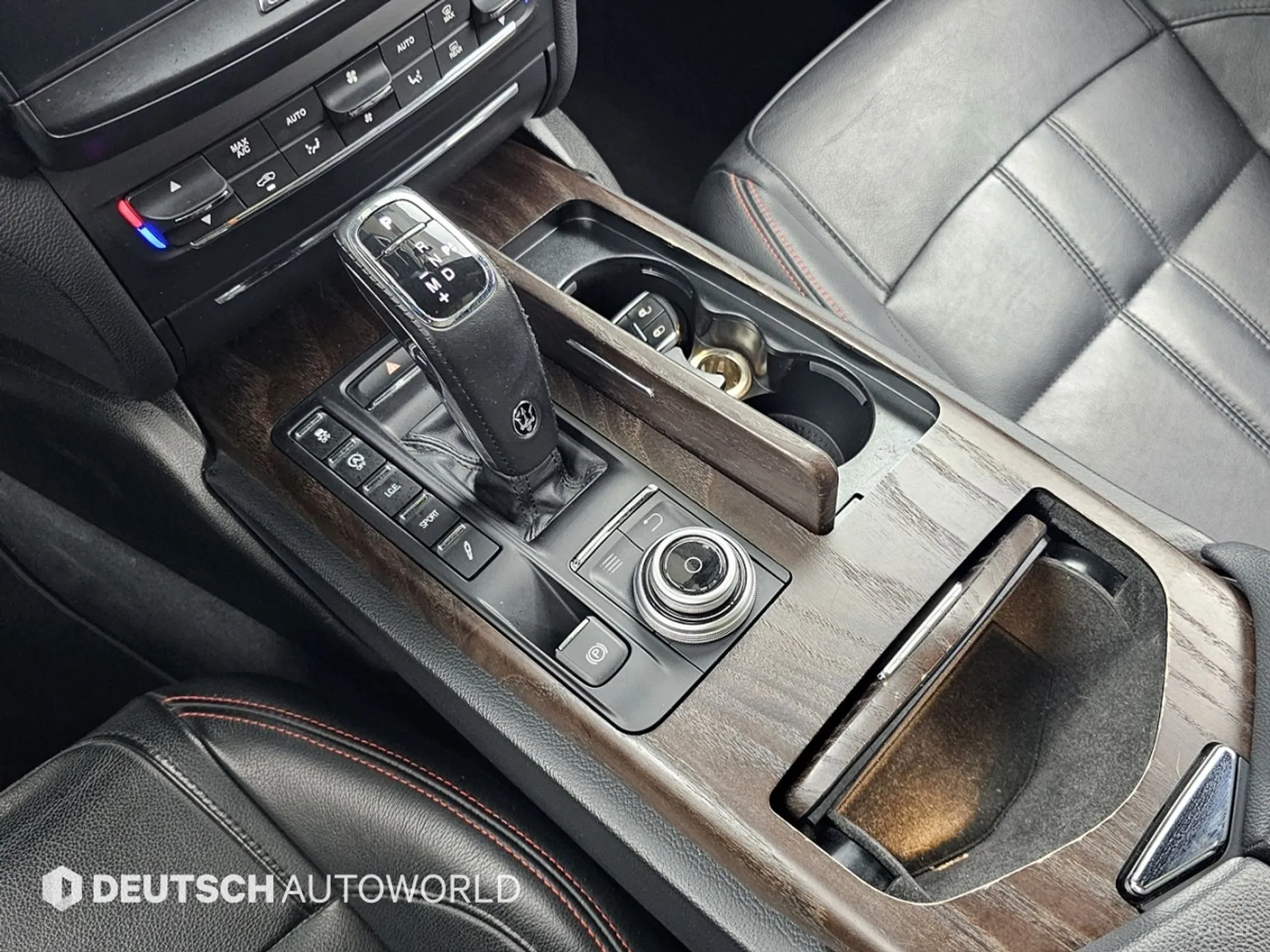 Maserati Ghibli превью 7