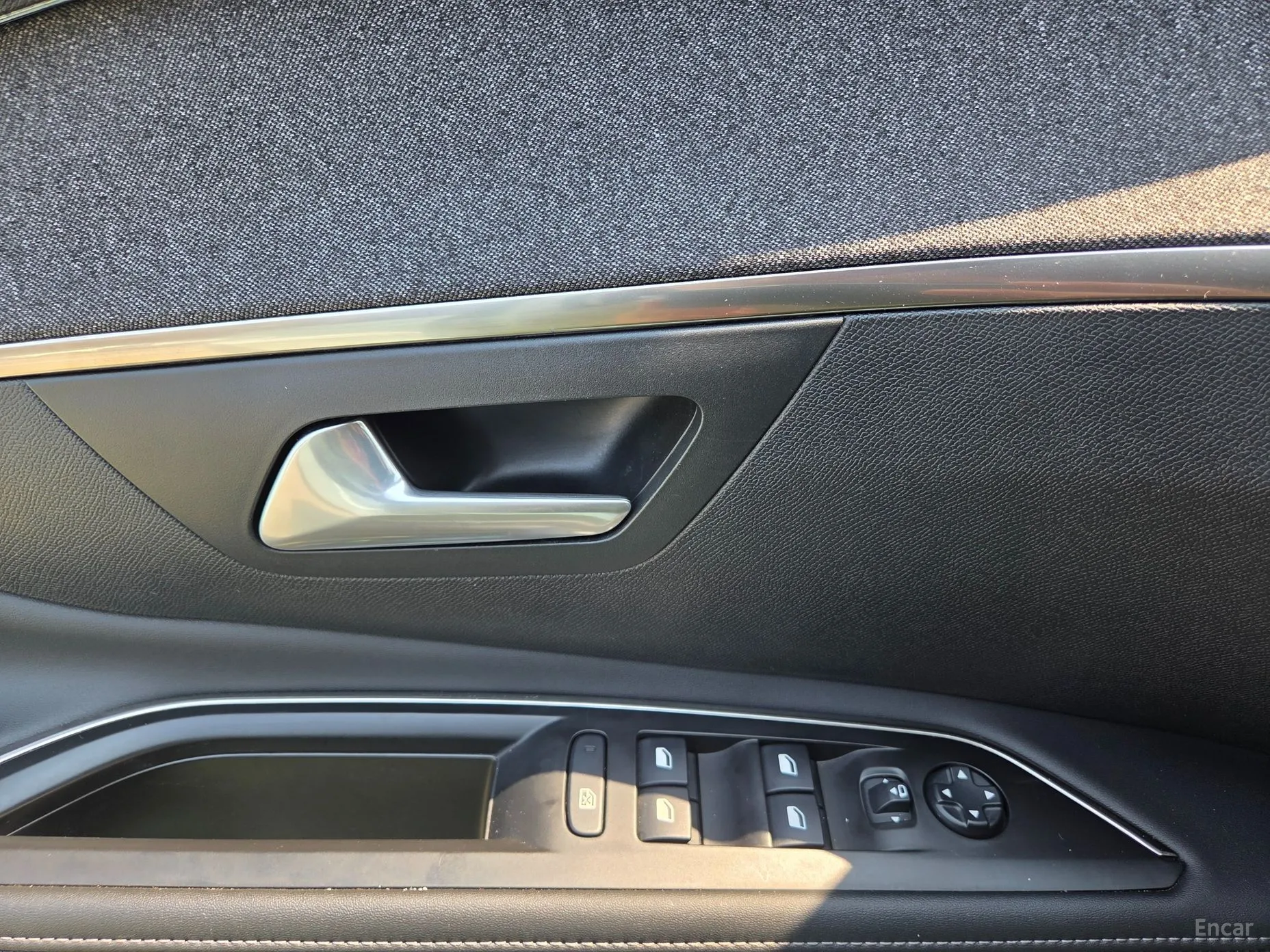 Peugeot 5008 2nd generation превью 15