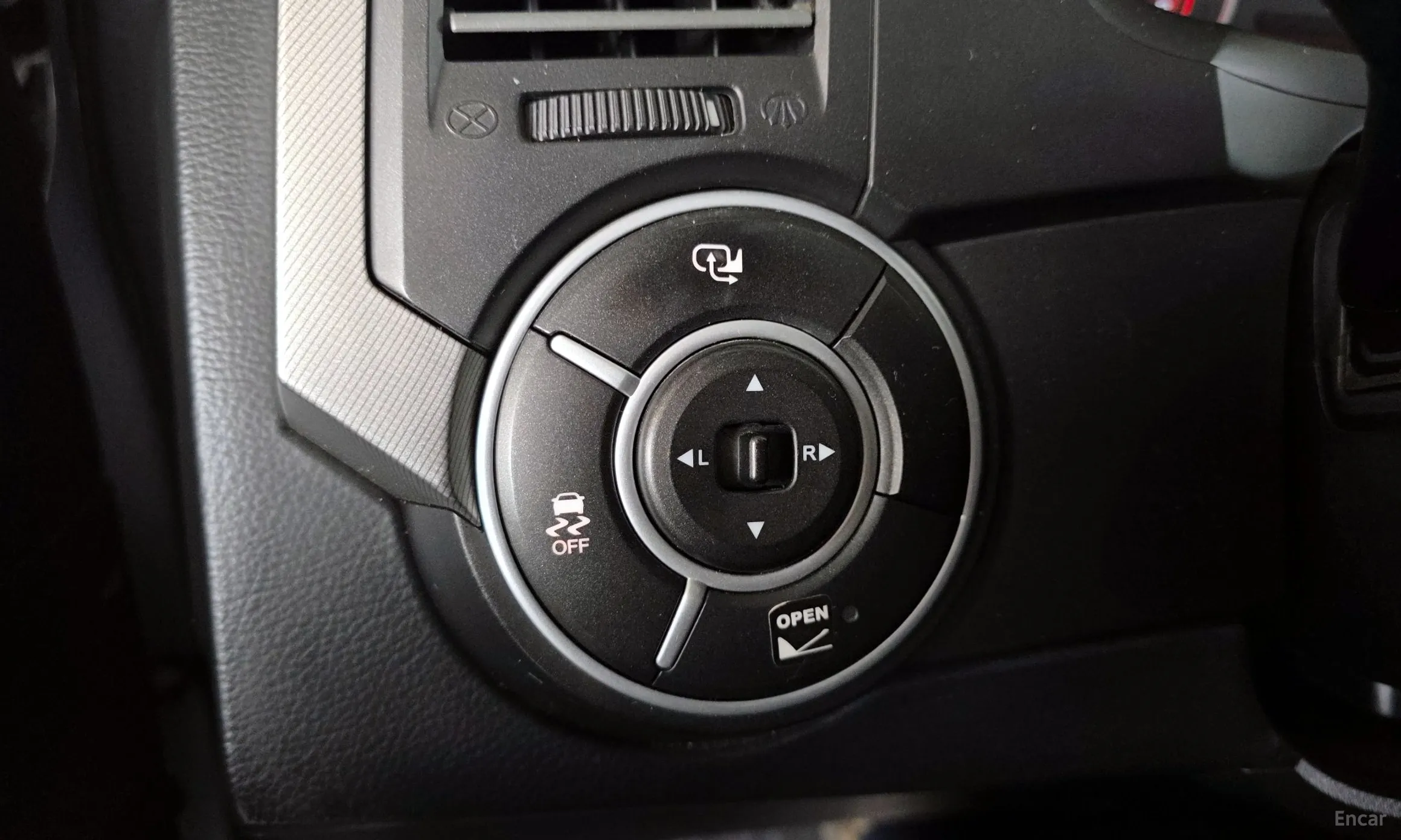 KG Mobility (SsangYong) Korando Sports превью 17