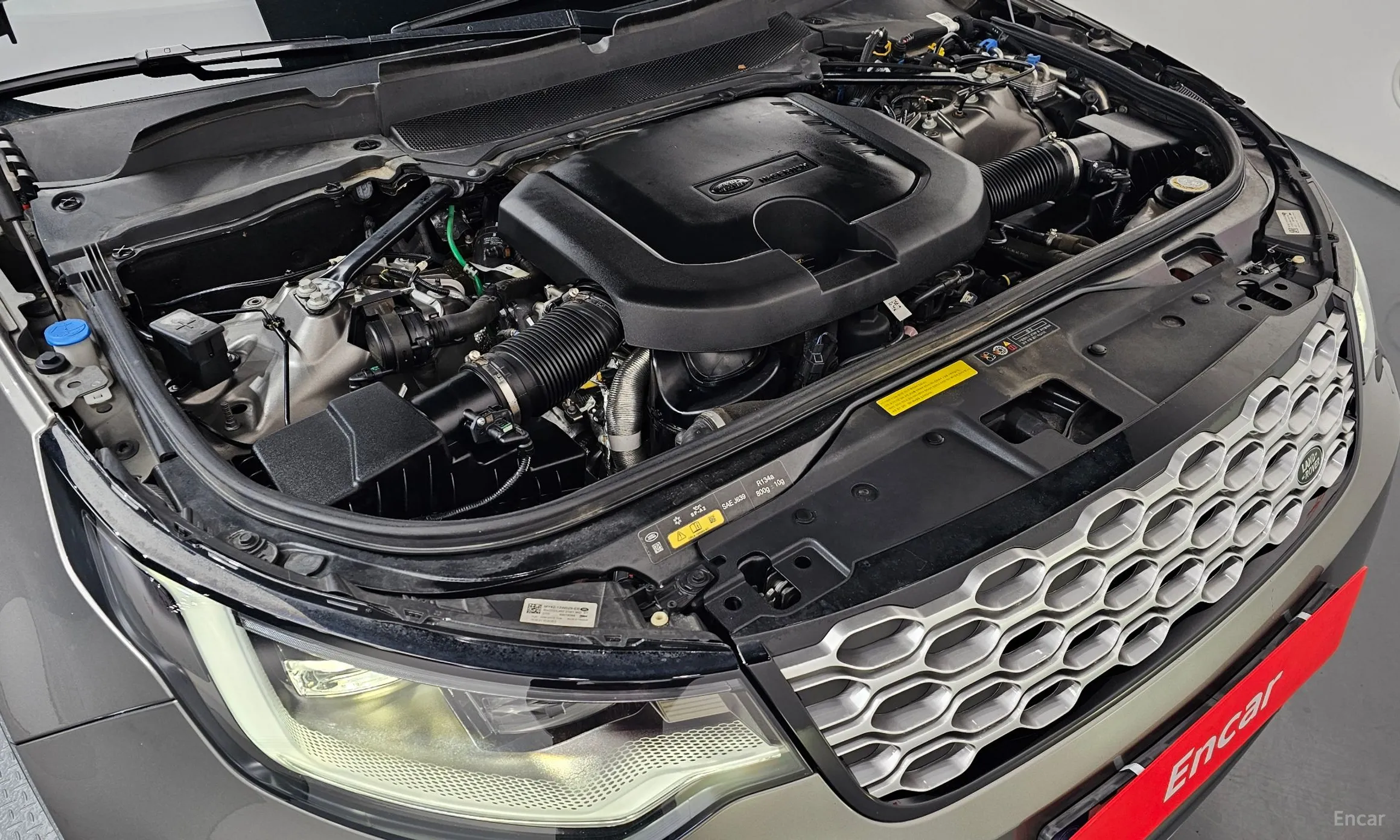Land Rover Discovery 5 превью 6