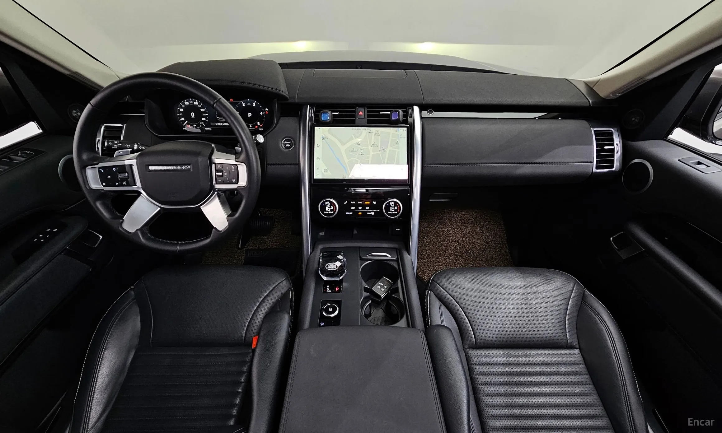 Land Rover Discovery 5 превью 7