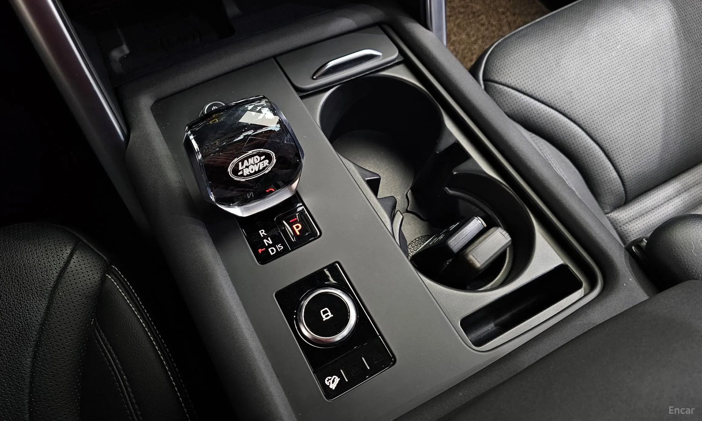 Land Rover Discovery 5 превью 9