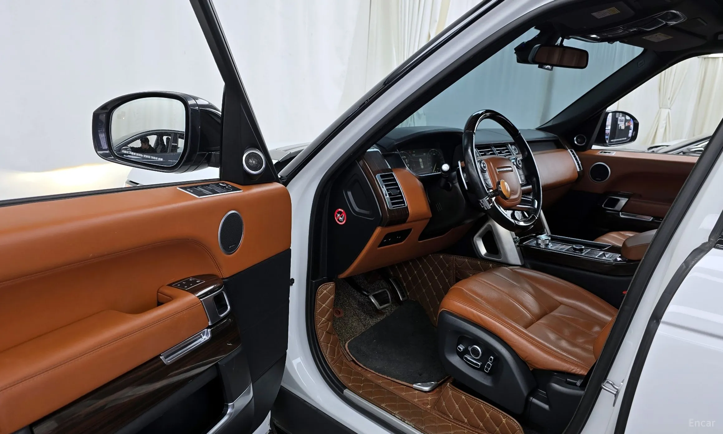 Land Rover Range Rover 4th Generation превью 10