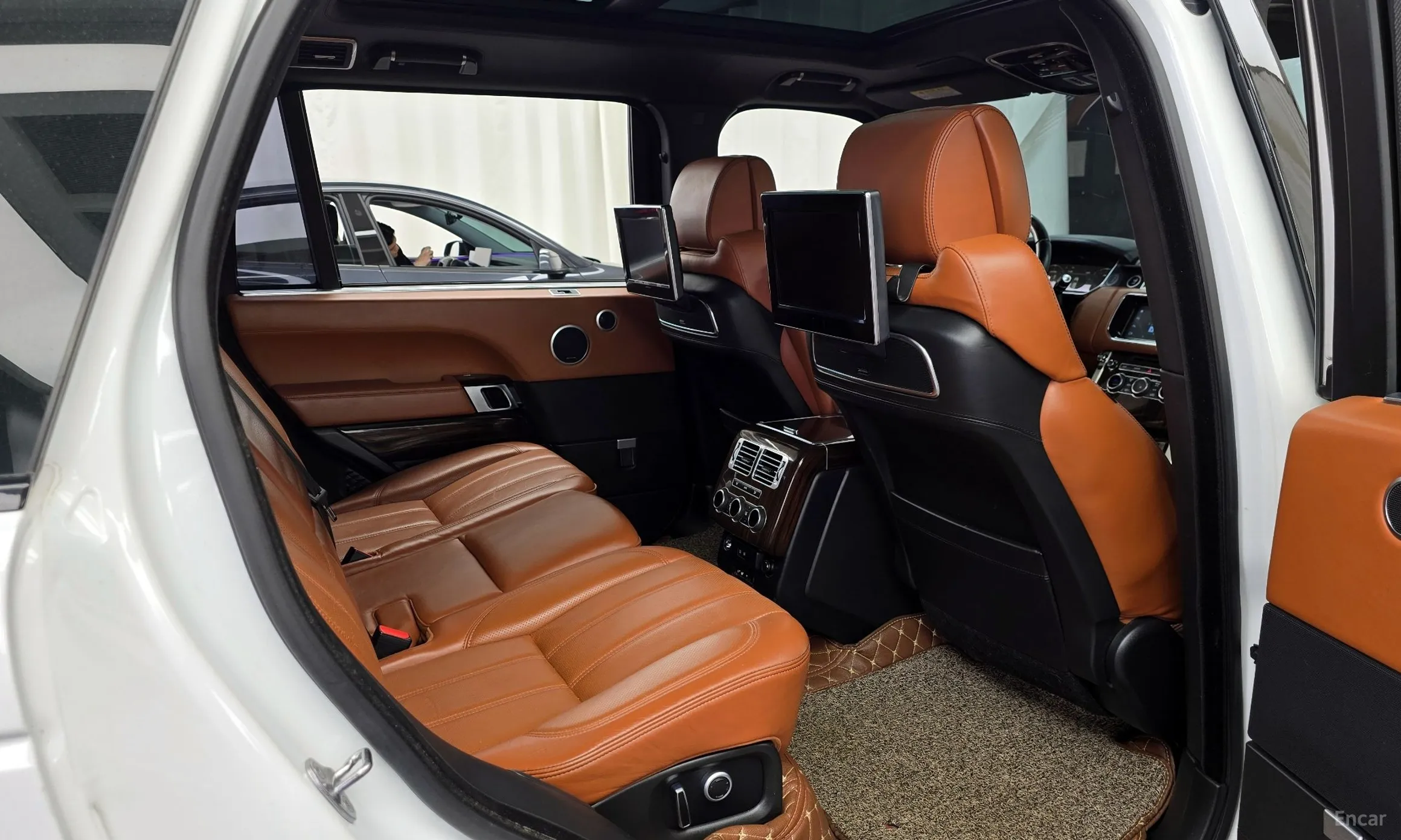 Land Rover Range Rover 4th Generation превью 12