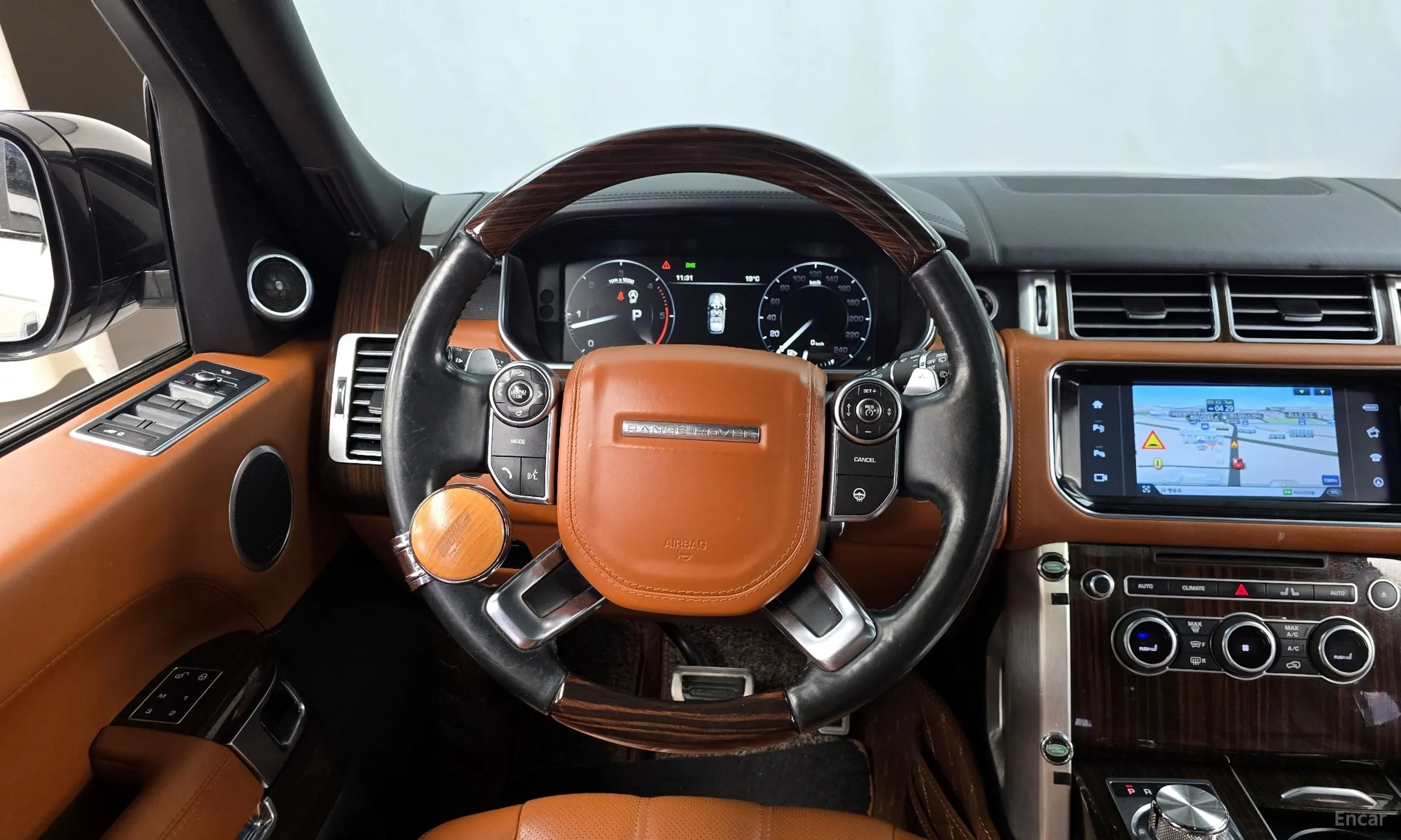 Land Rover Range Rover 4th Generation превью 13