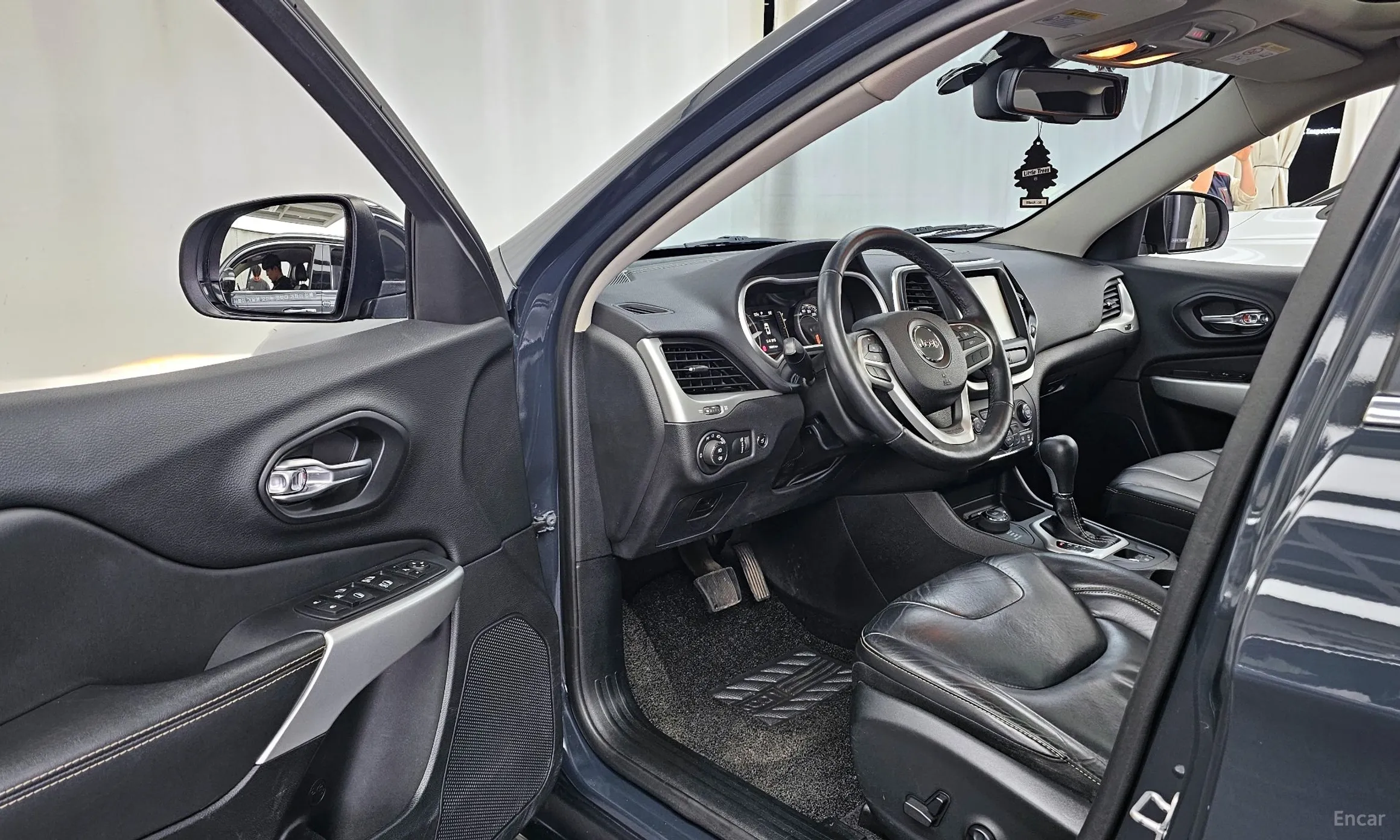 Jeep Cherokee (KL) превью 10