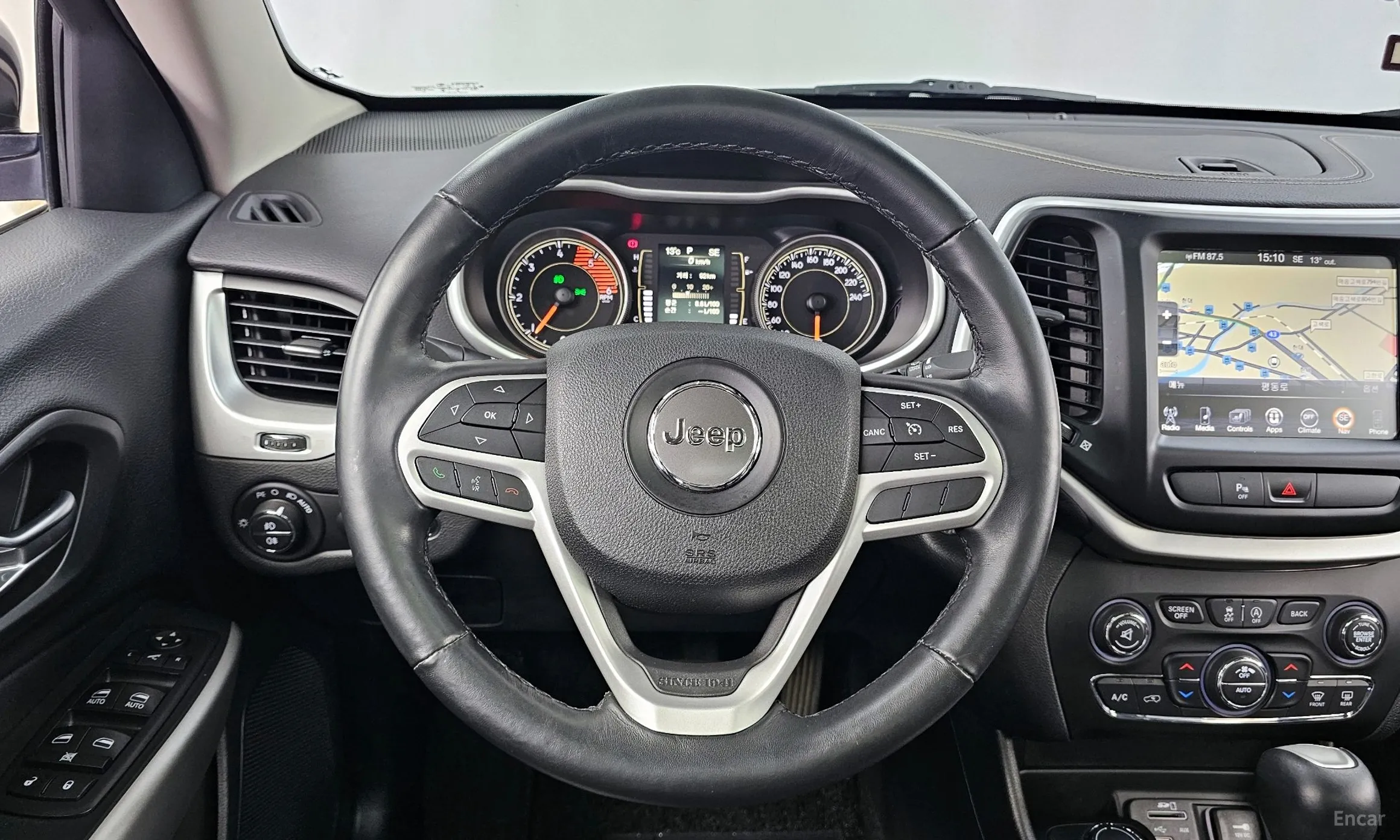 Jeep Cherokee (KL) превью 13