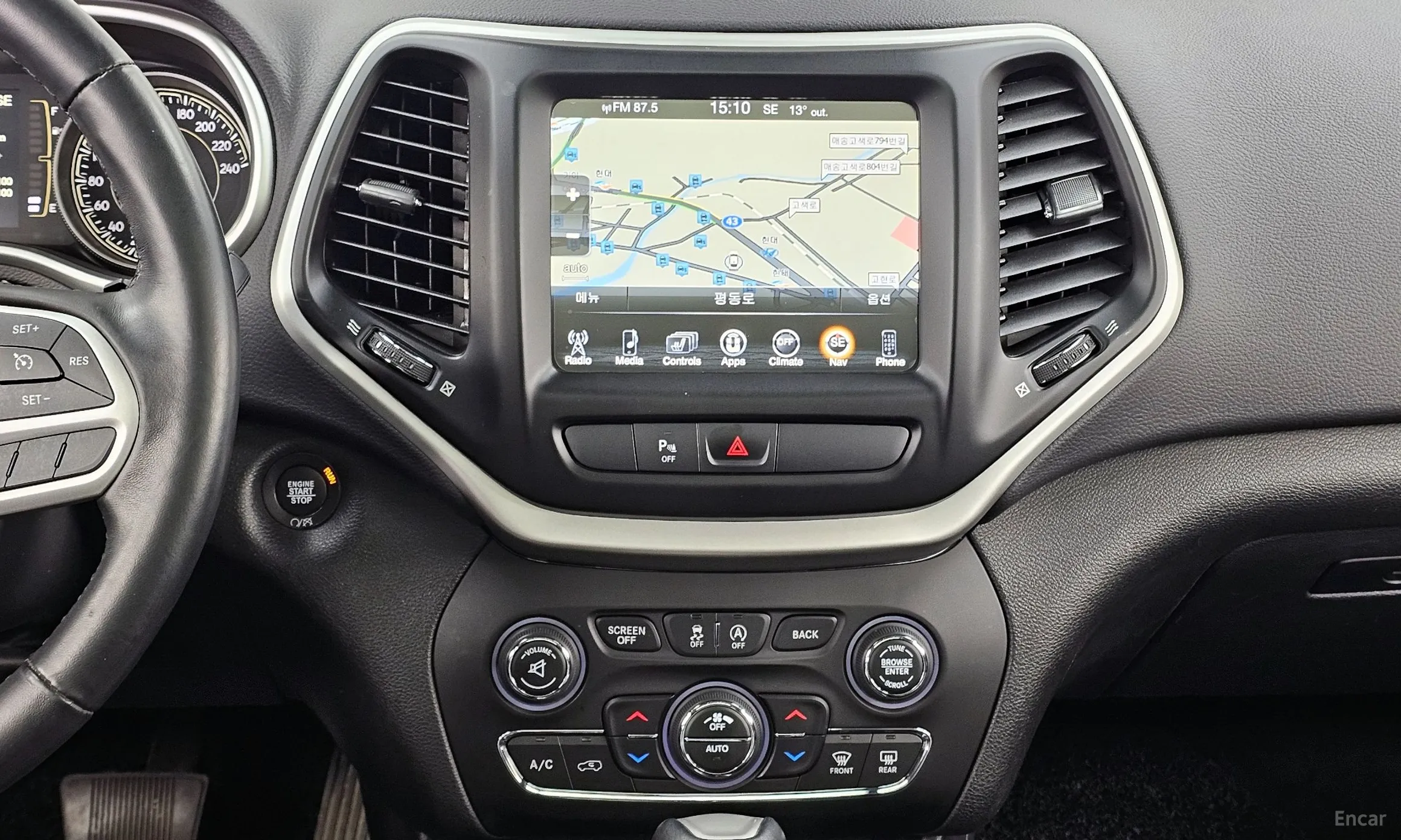 Jeep Cherokee (KL) превью 14