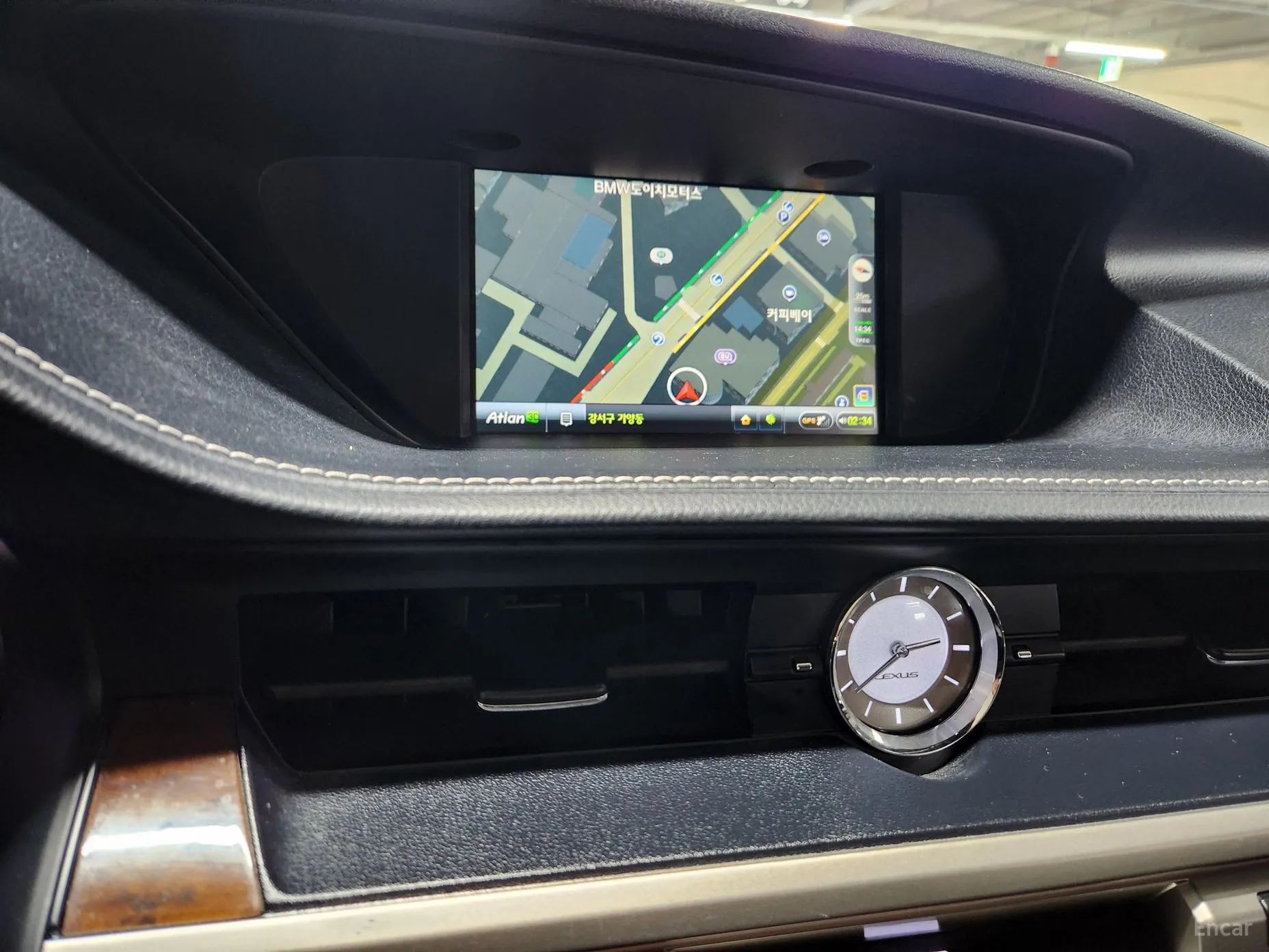 Lexus New ES300h превью 14