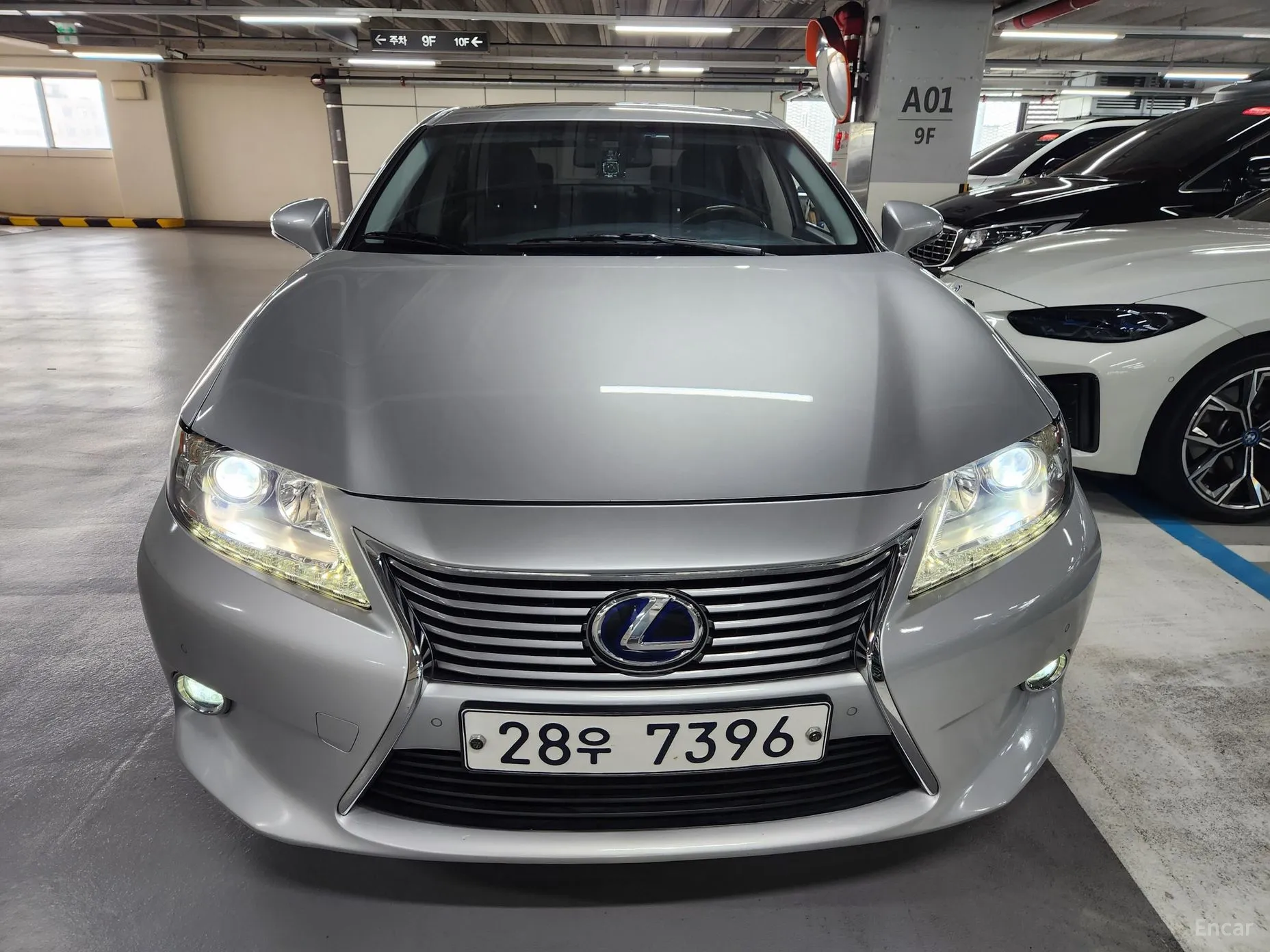 Lexus New ES300h превью 3
