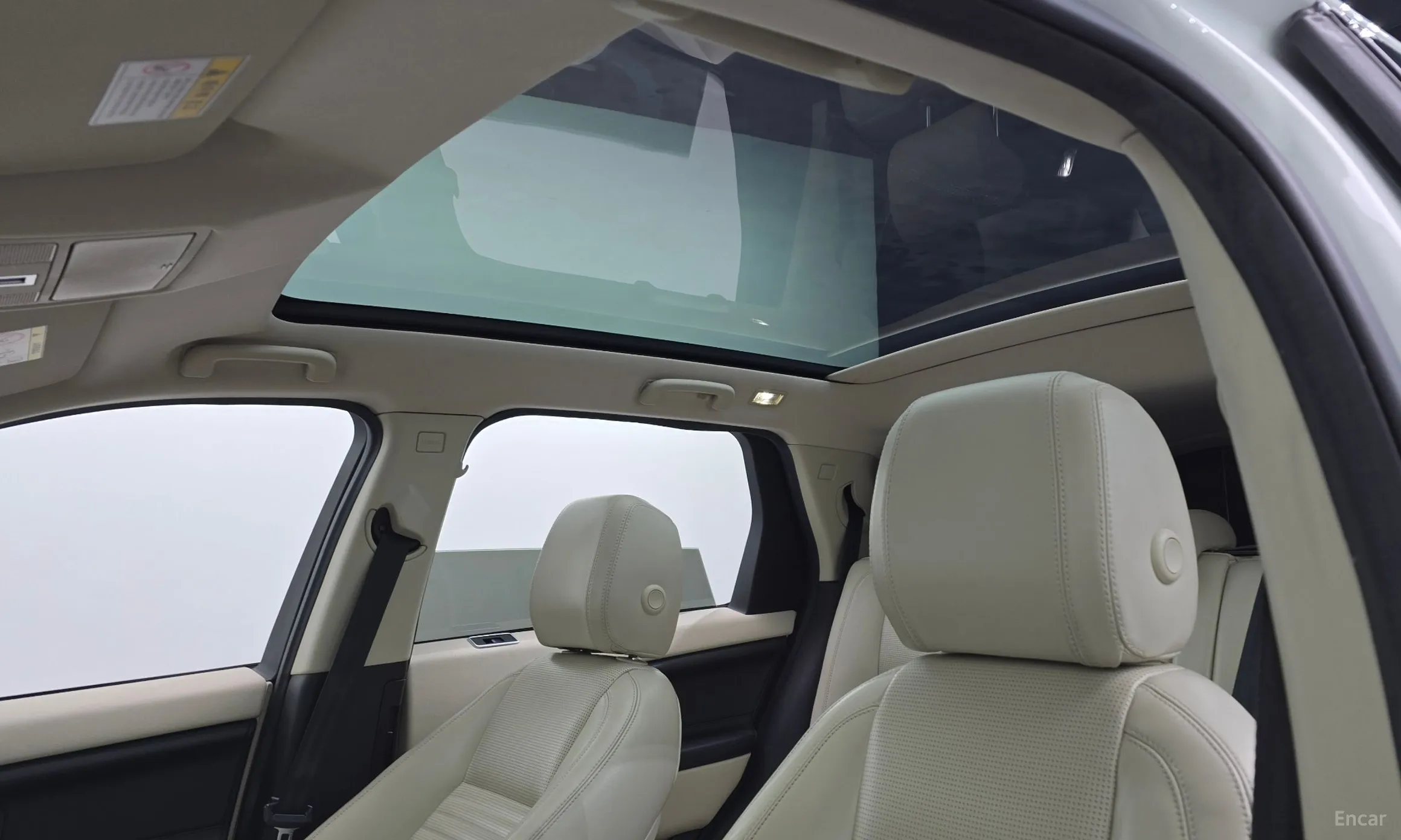 Land Rover Discovery Sports превью 19