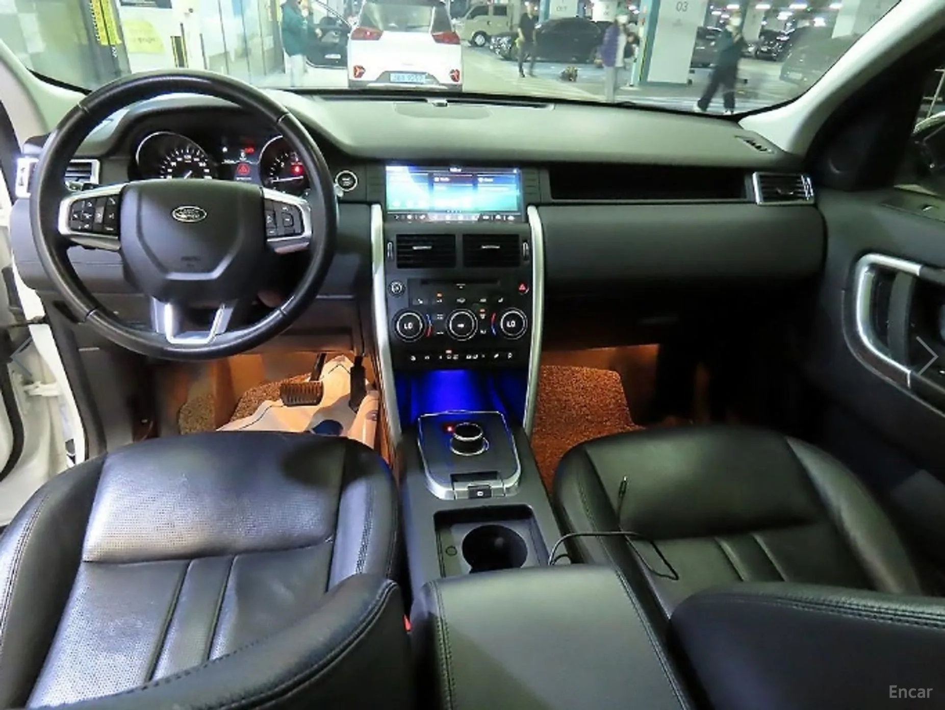 Land Rover Discovery Sports превью 10