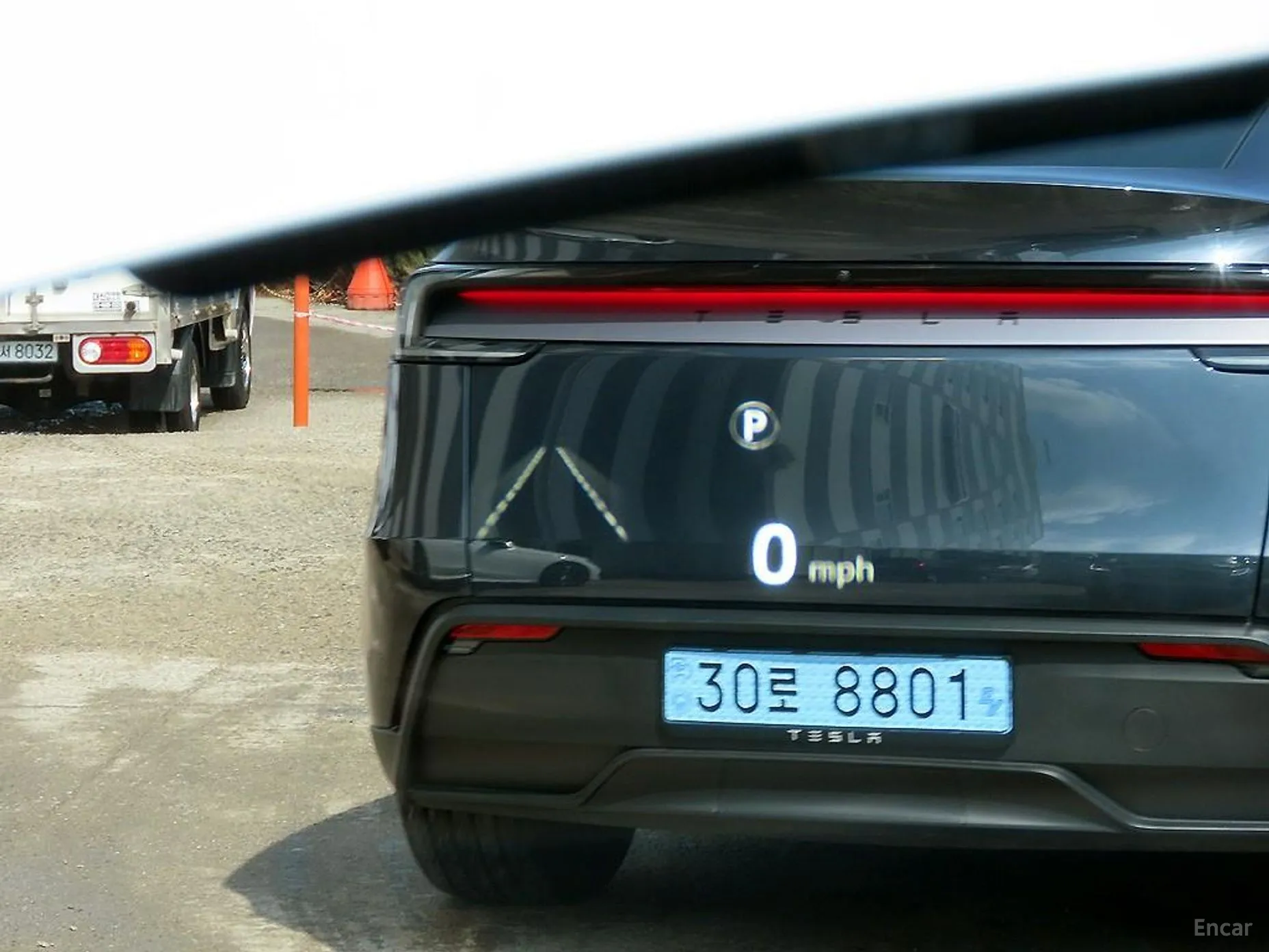 Jaguar E-PACE превью 10