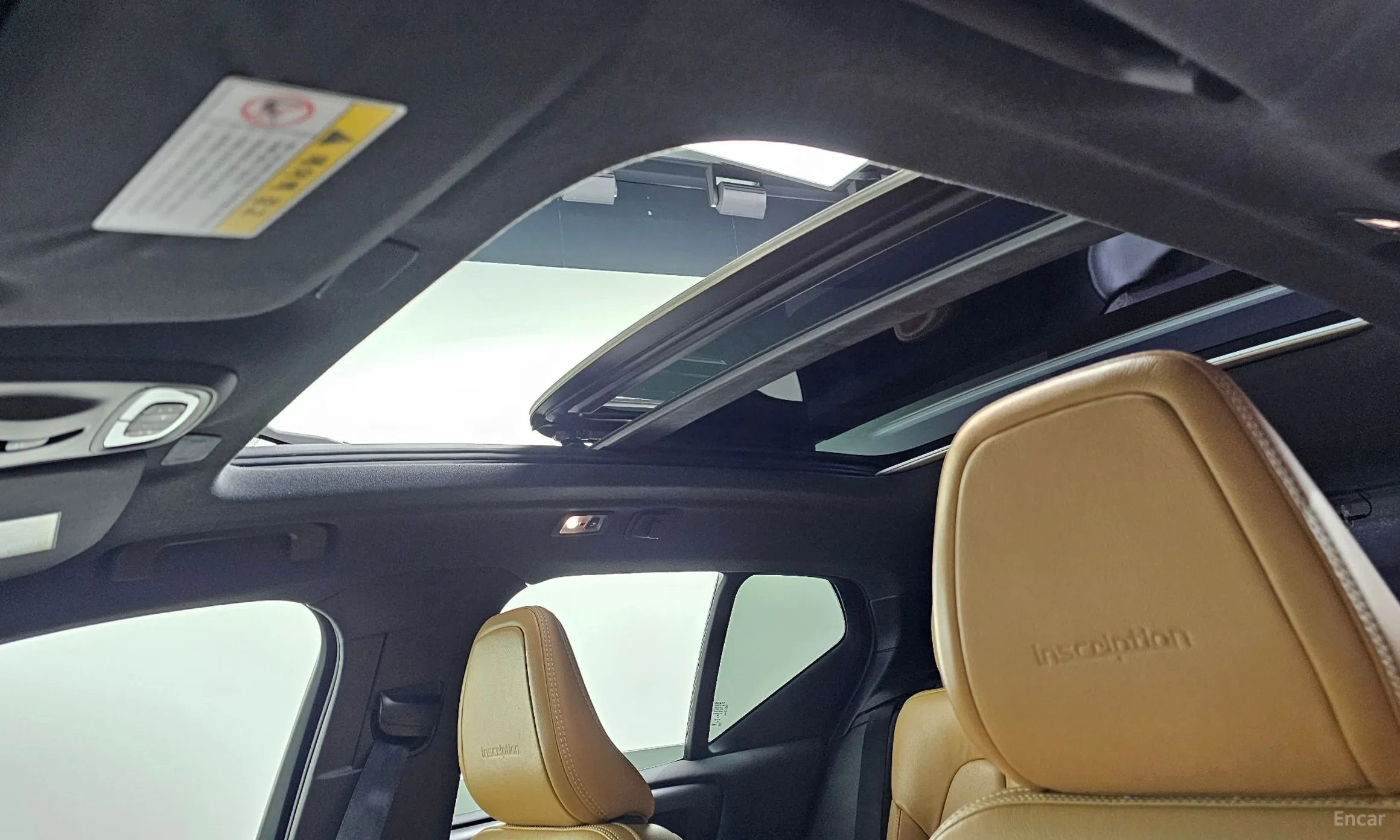 Volvo XC40 превью 19