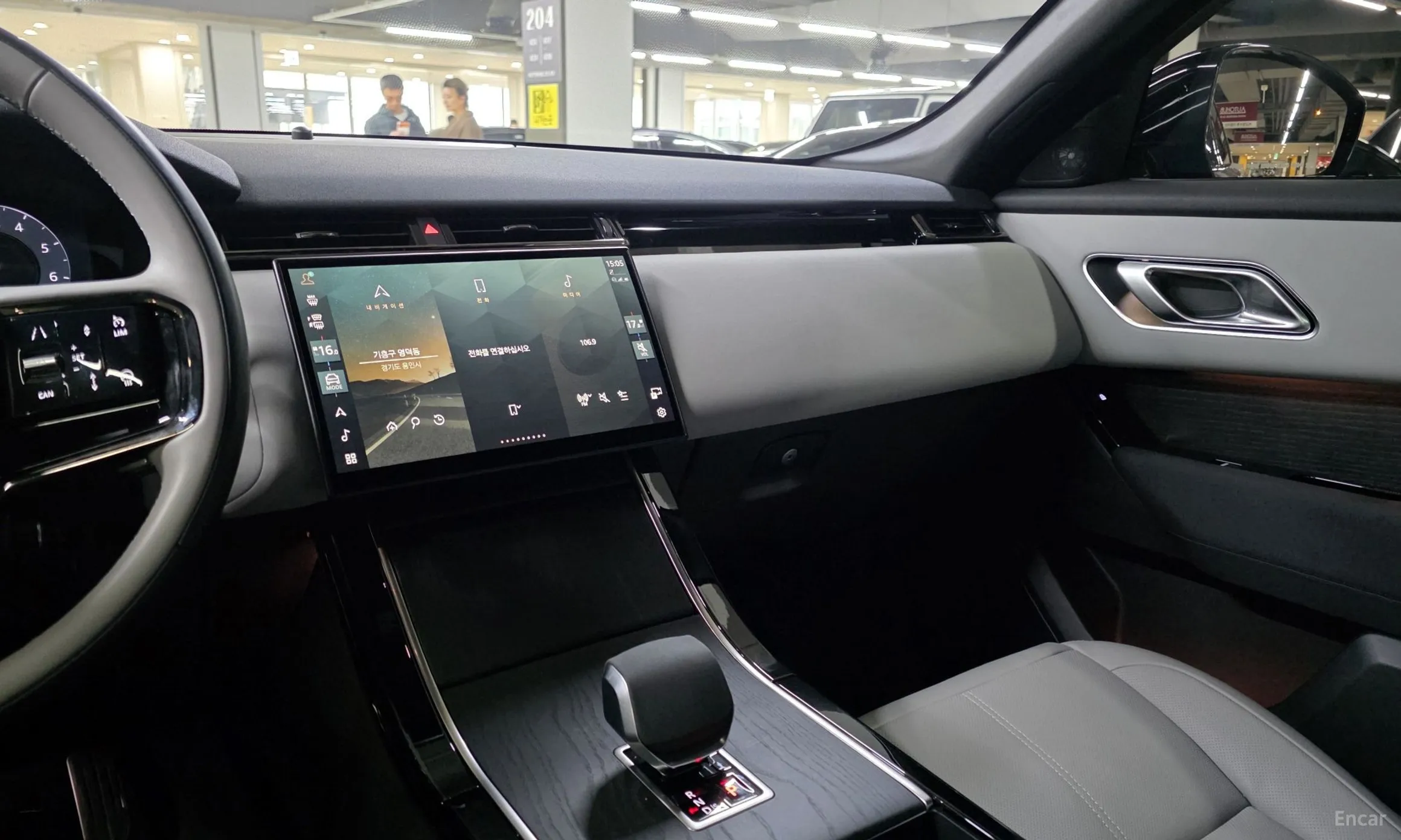 Land Rover Range Rover Bella превью 10
