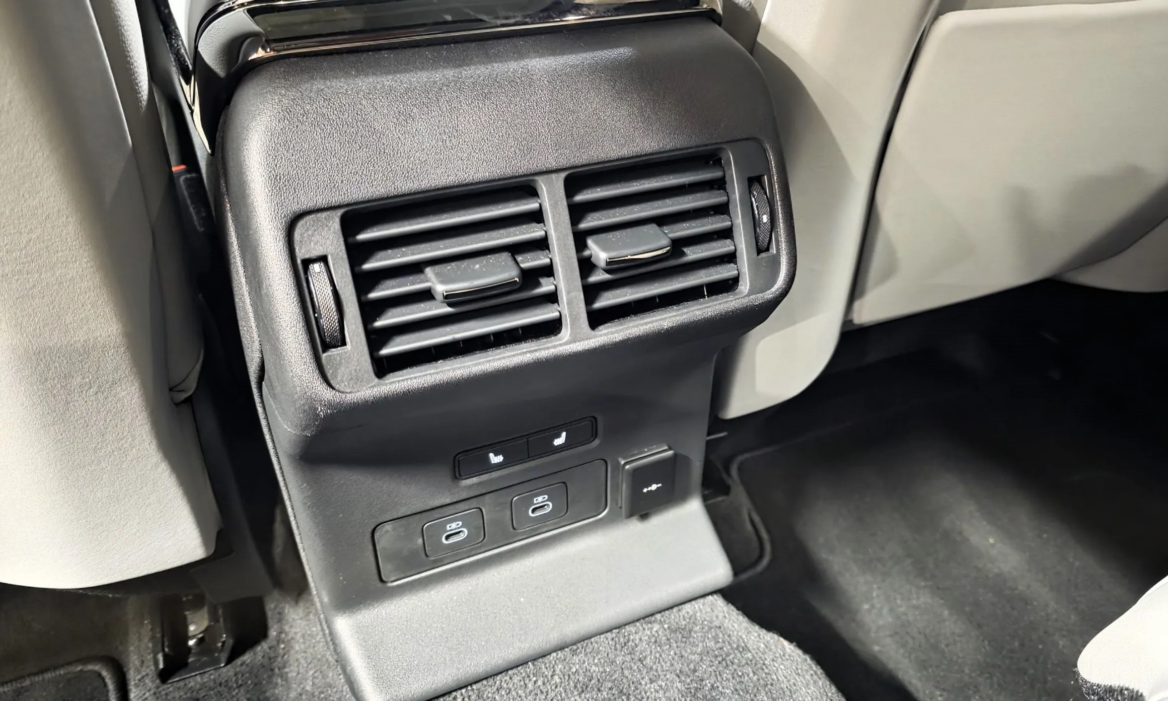 Land Rover Range Rover Bella превью 18