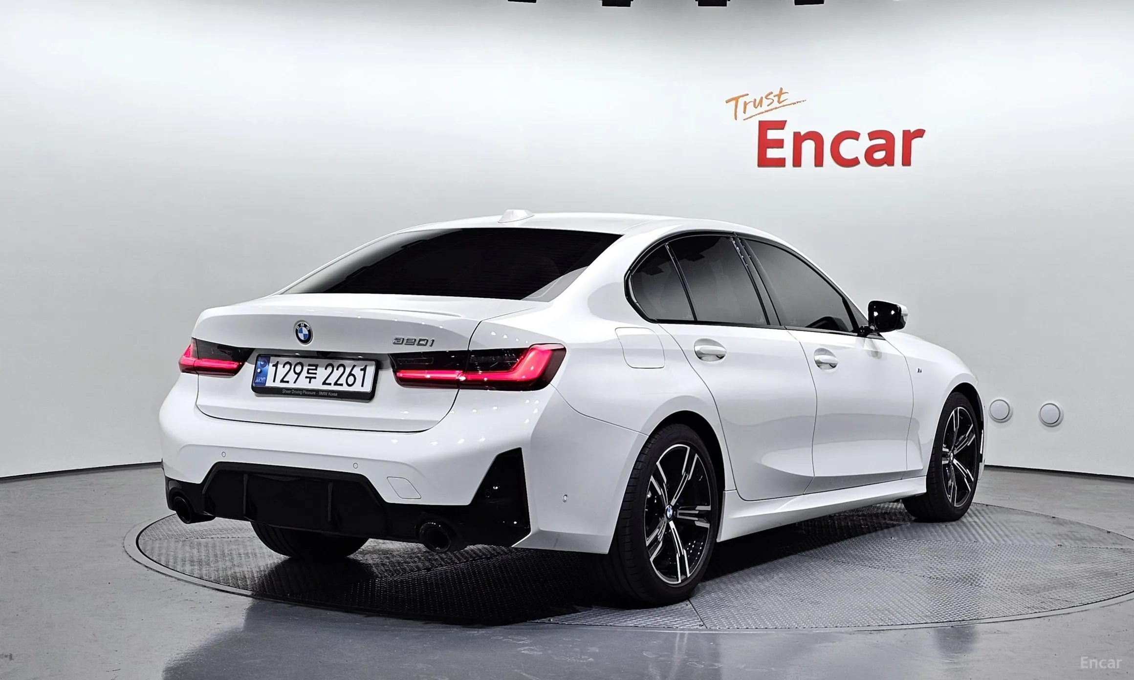 BMW 3 Series (G20) превью 2