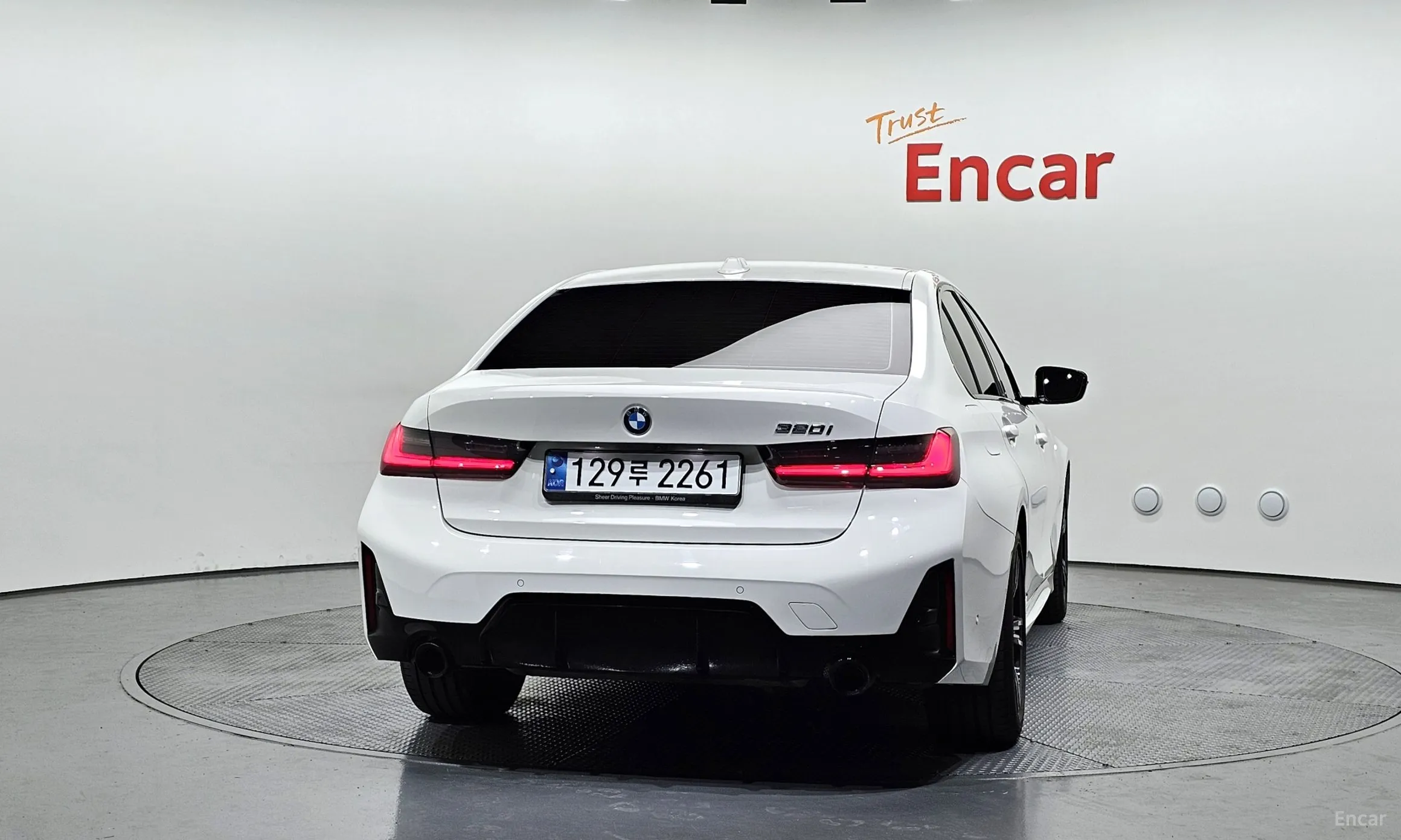 BMW 3 Series (G20) превью 4