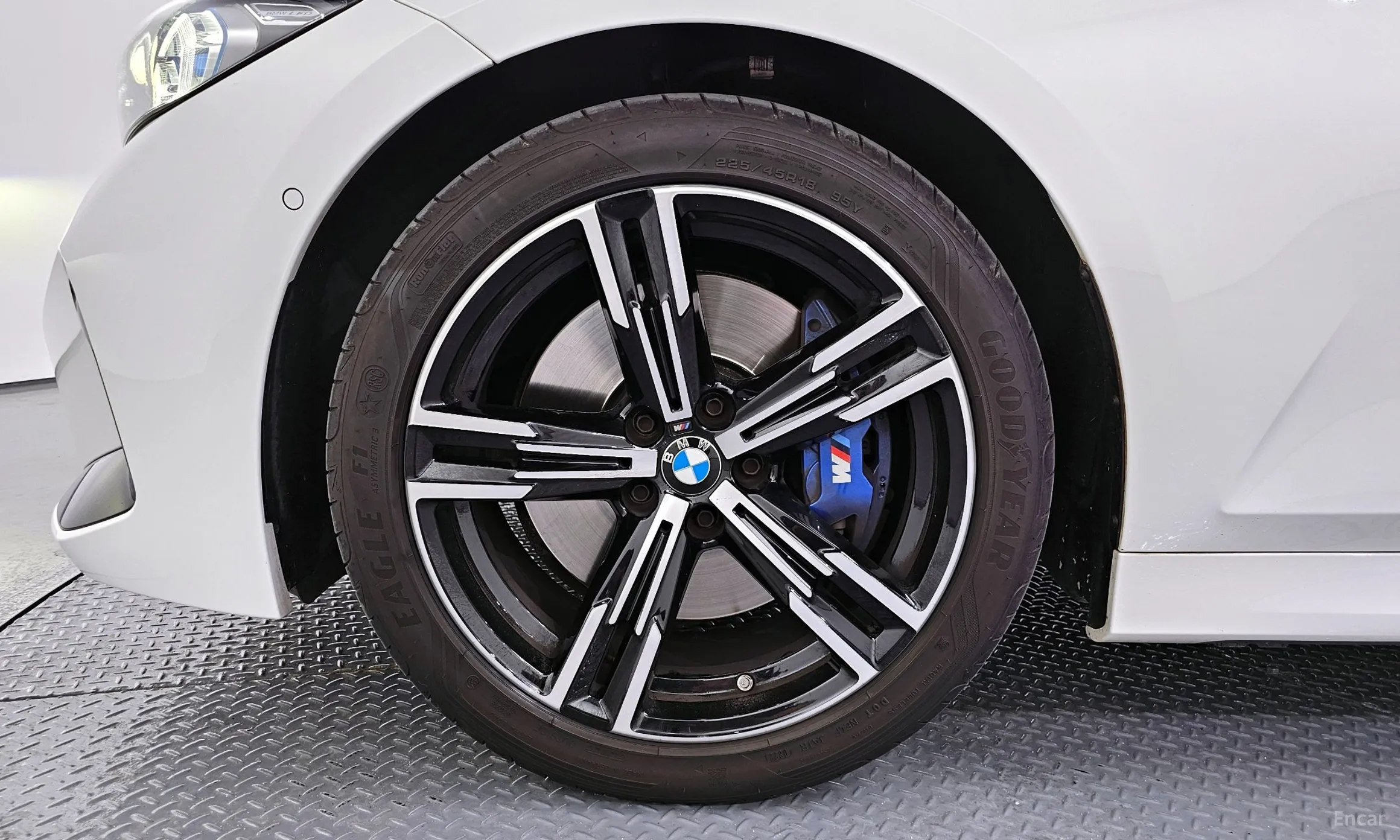 BMW 3 Series (G20) превью 5