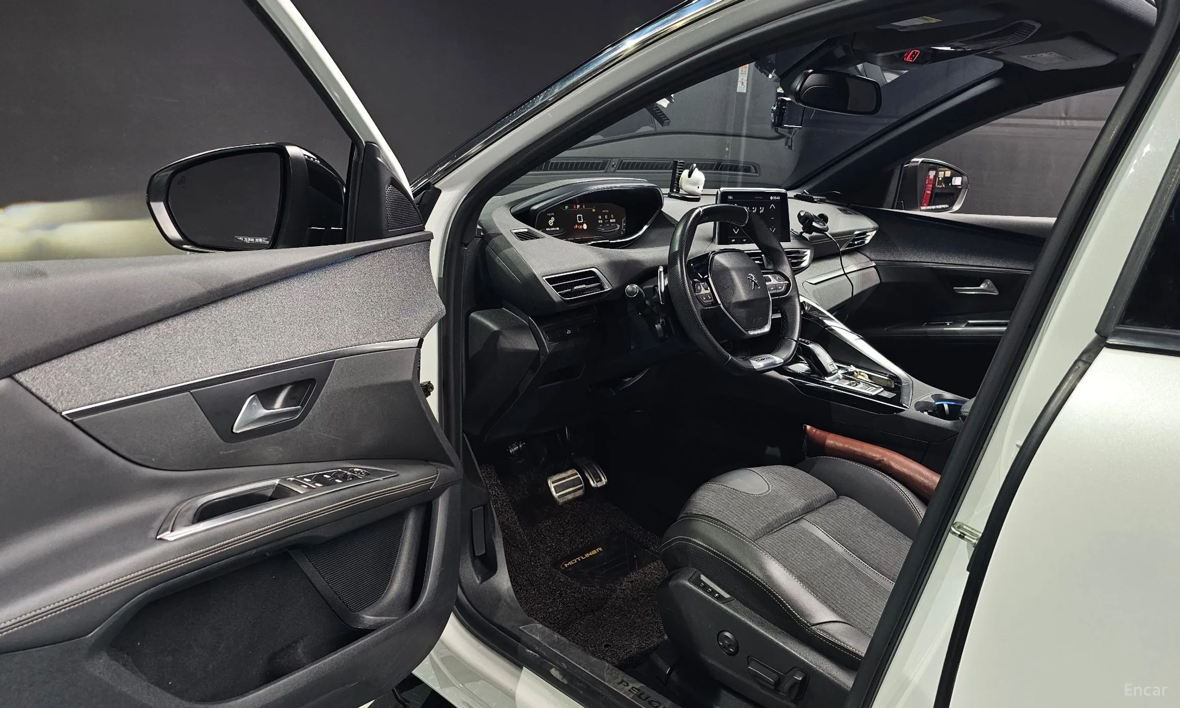 Peugeot 3008 2nd generation превью 12