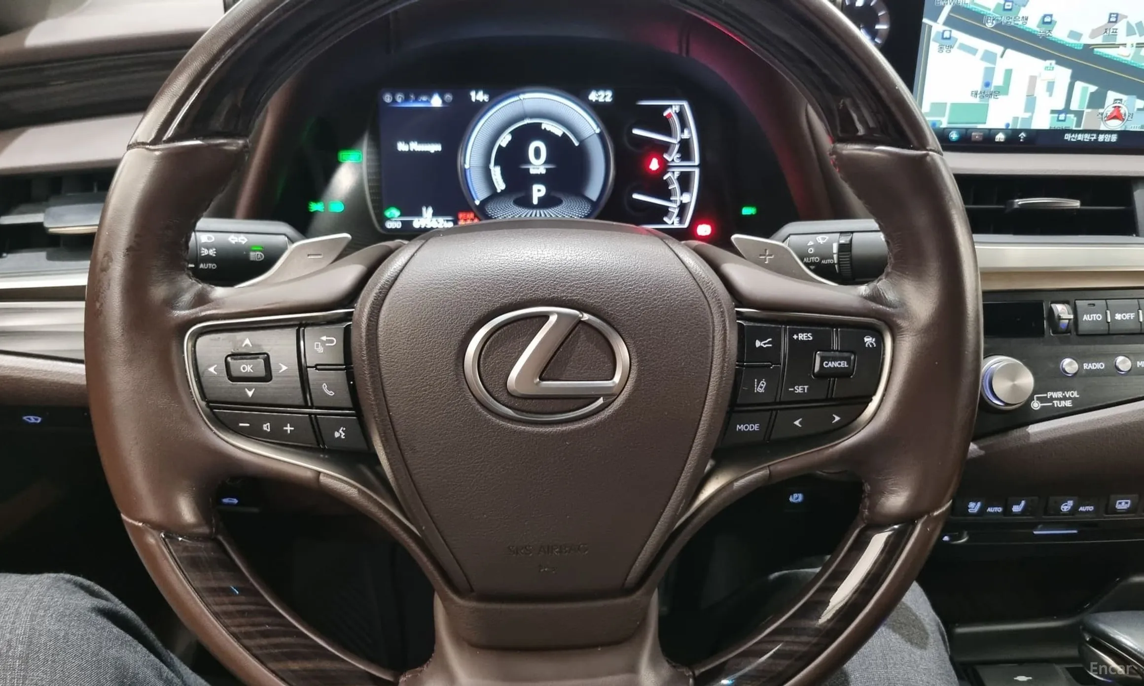 Lexus ES300h 7th Generation превью 15
