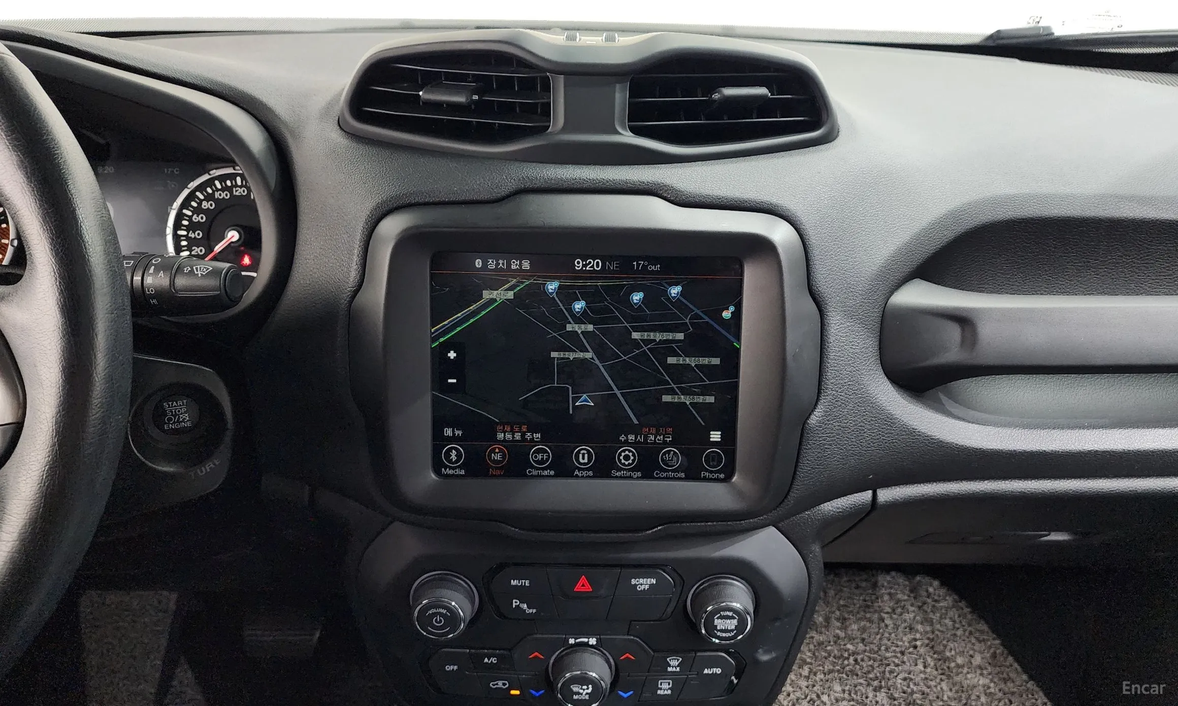 Jeep Renegade превью 15