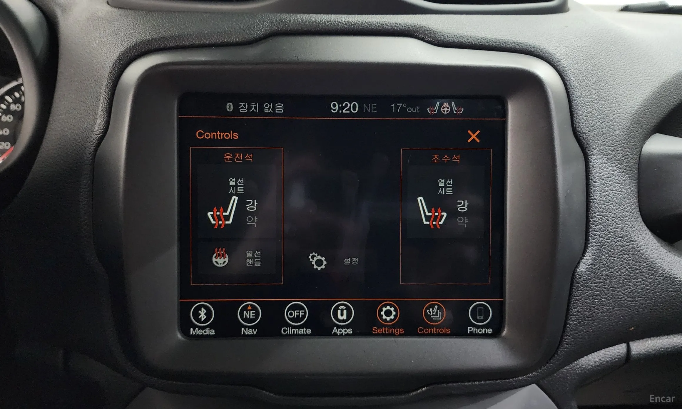 Jeep Renegade превью 18