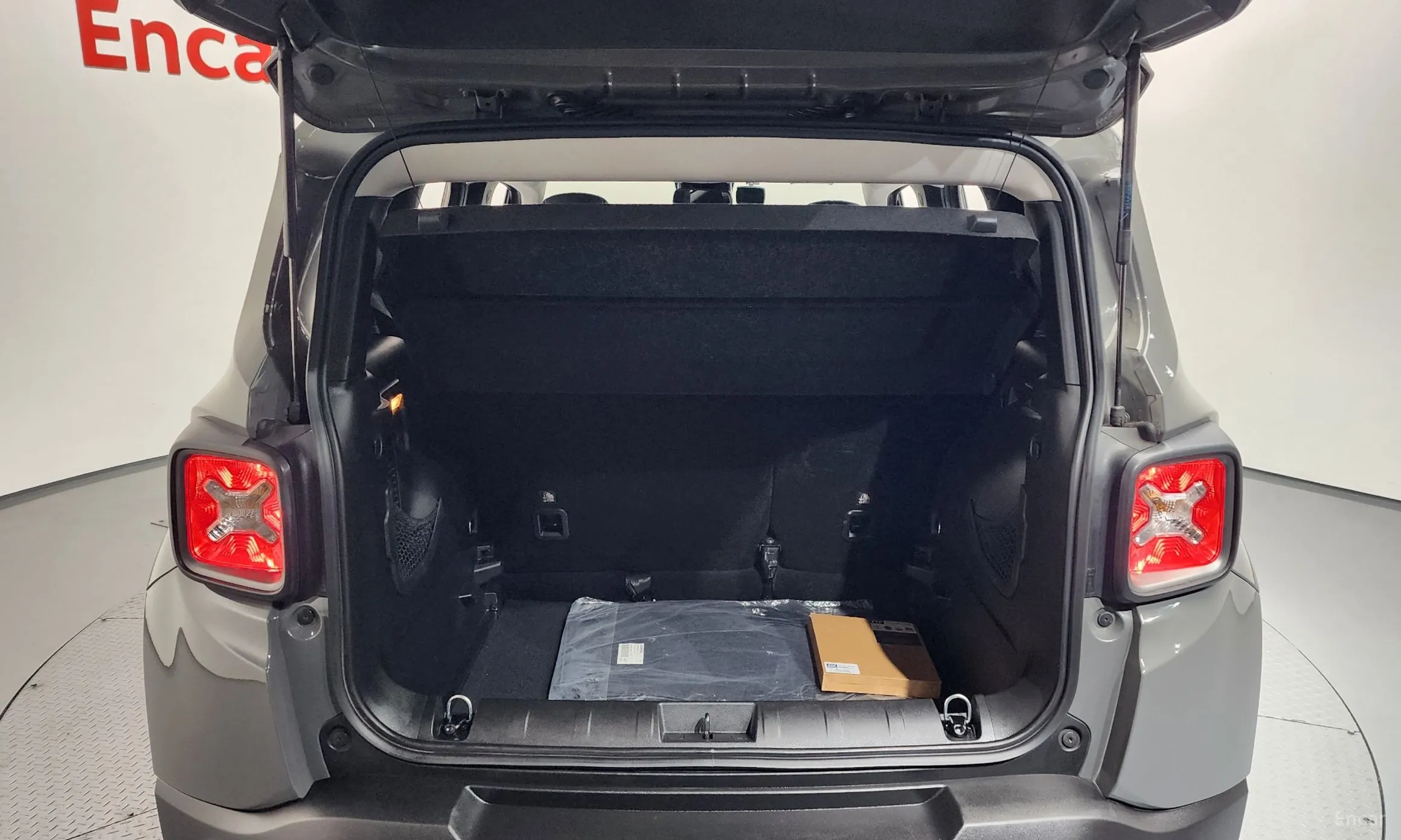 Jeep Renegade превью 20