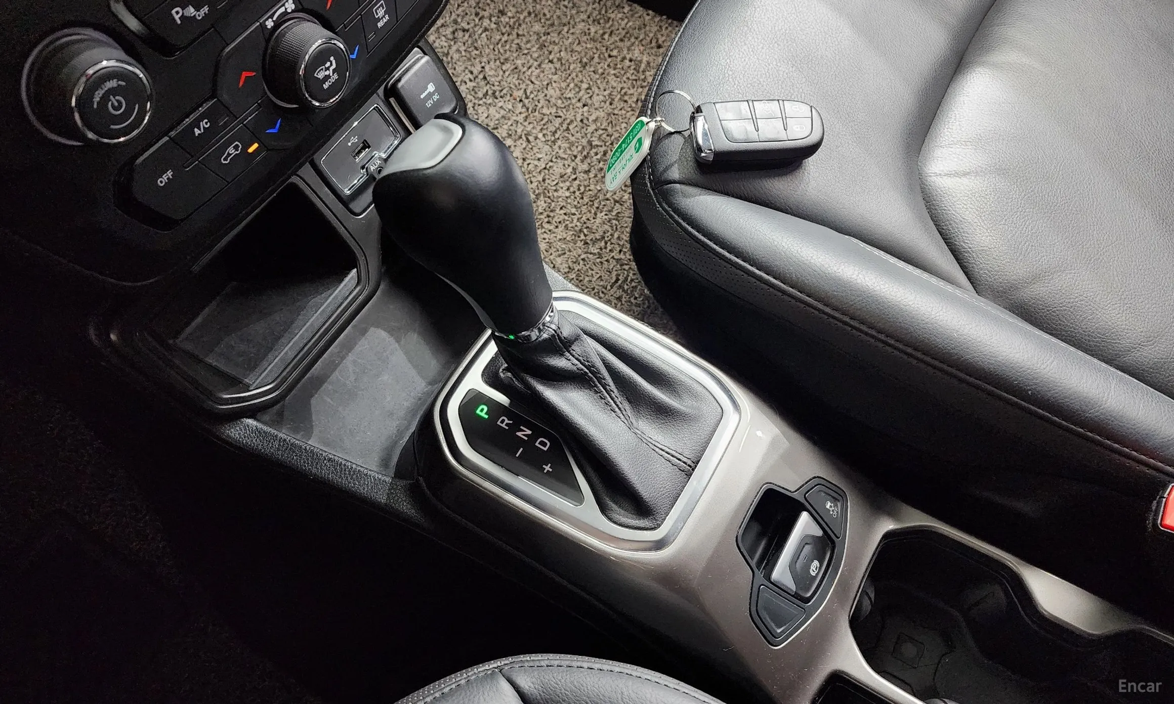 Jeep Renegade превью 9